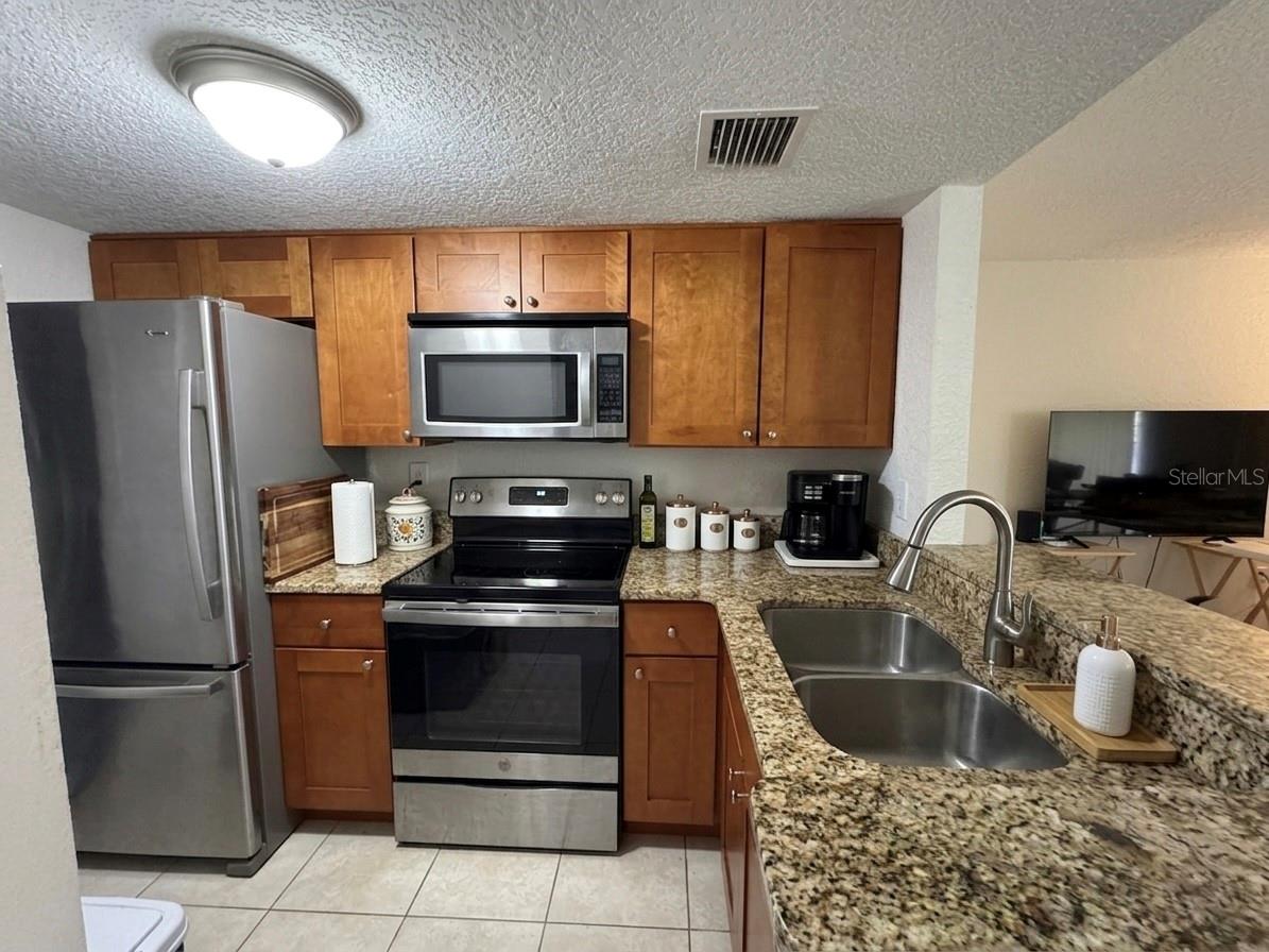 554 ORANGE DRIVE, #15, Altamonte Springs, FL 32701
