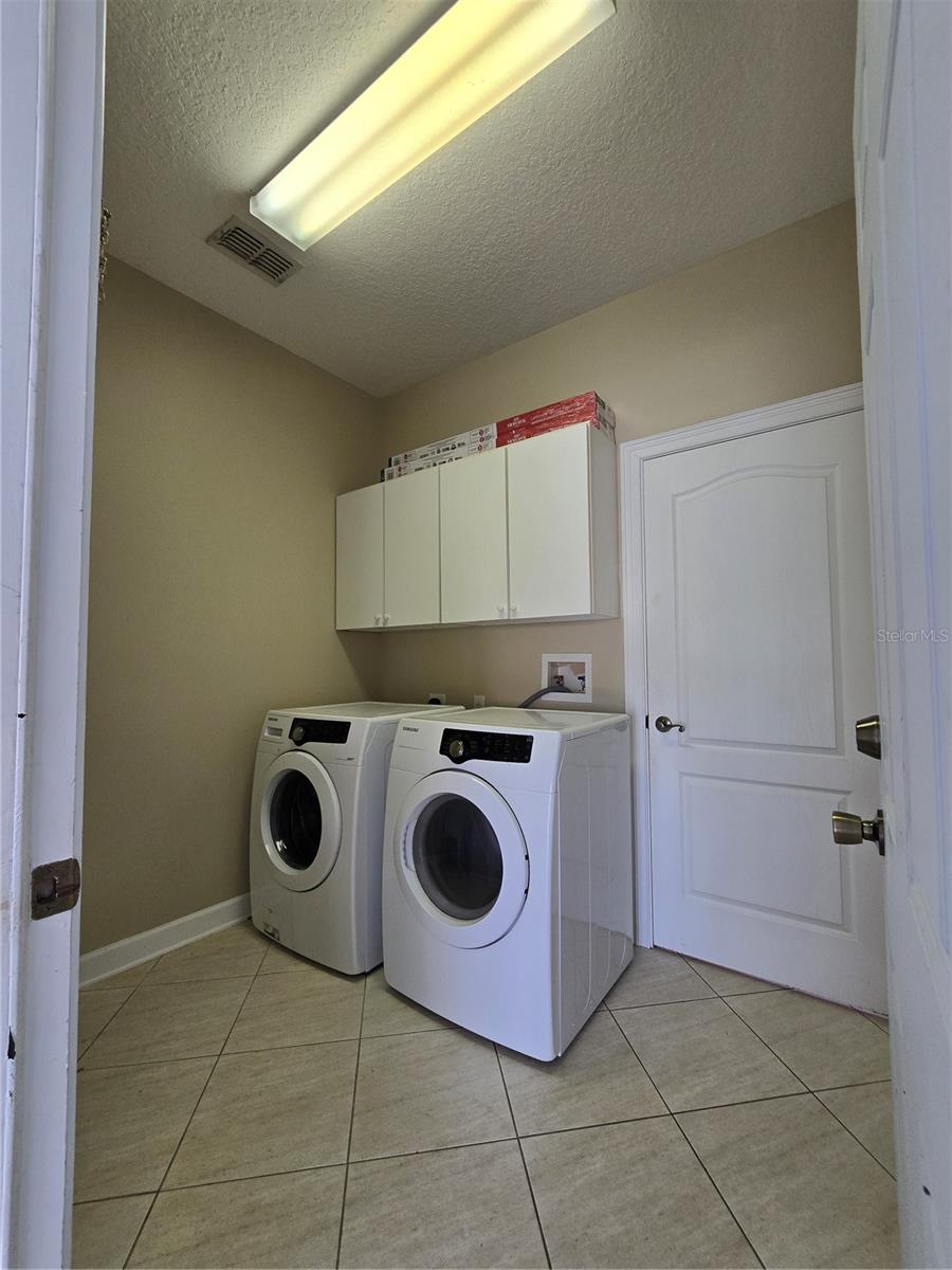 13613 LARSEN LANE, Winter Garden, FL 34787