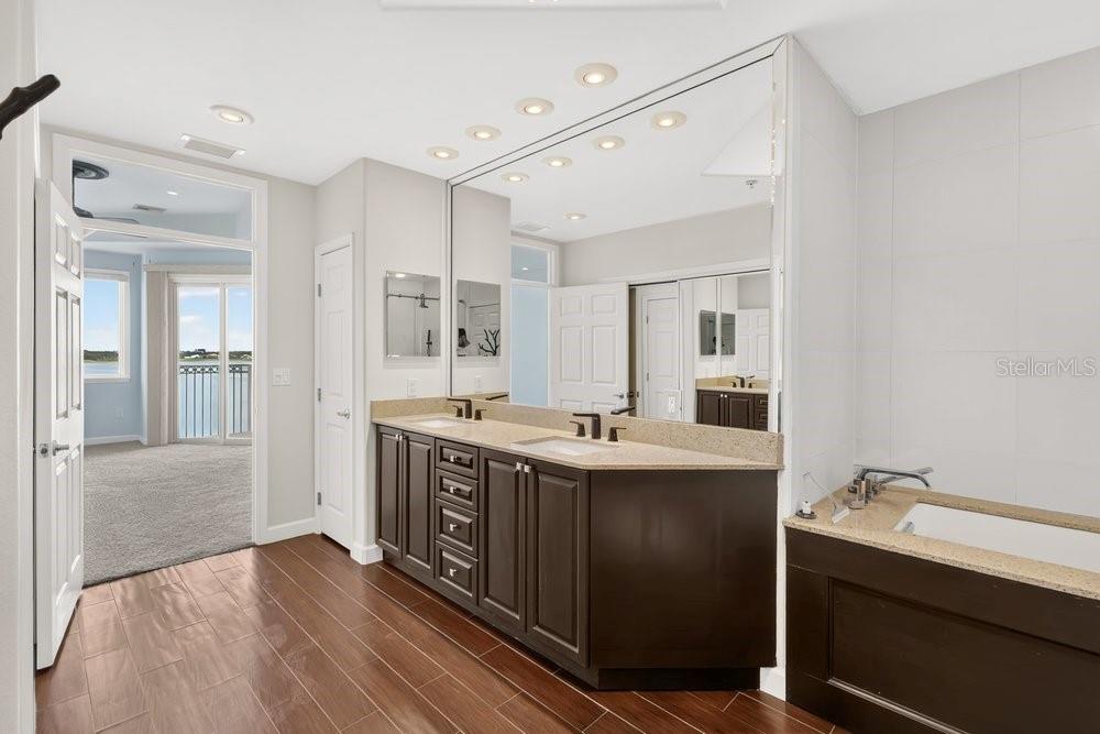8749 THE ESPLANADE, #22, Orlando, FL 32836