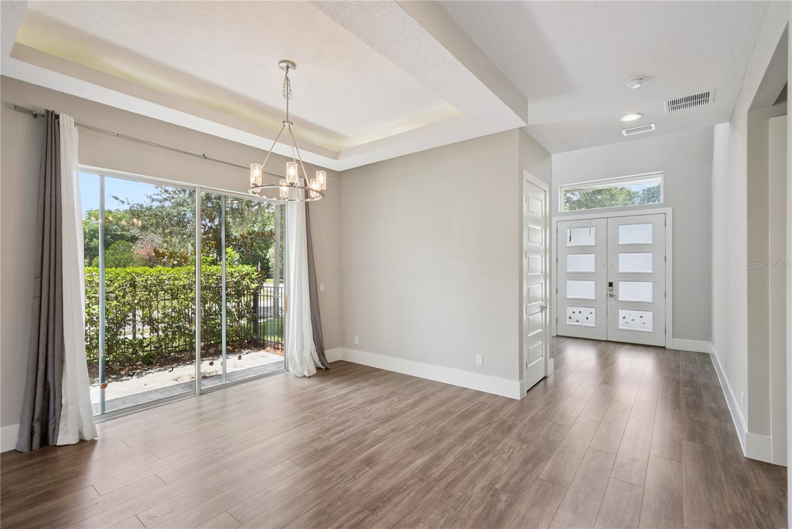 Living and dining area