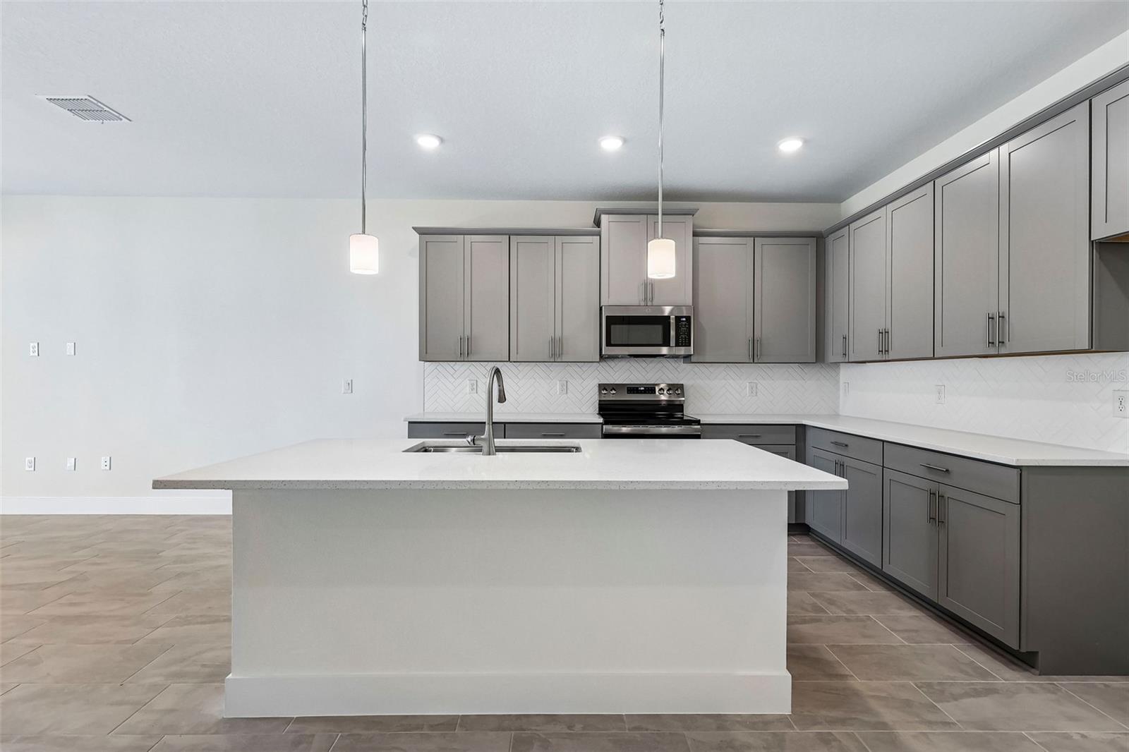 30314 EMERALD FOREST DRIVE, Mount Dora, FL 32757