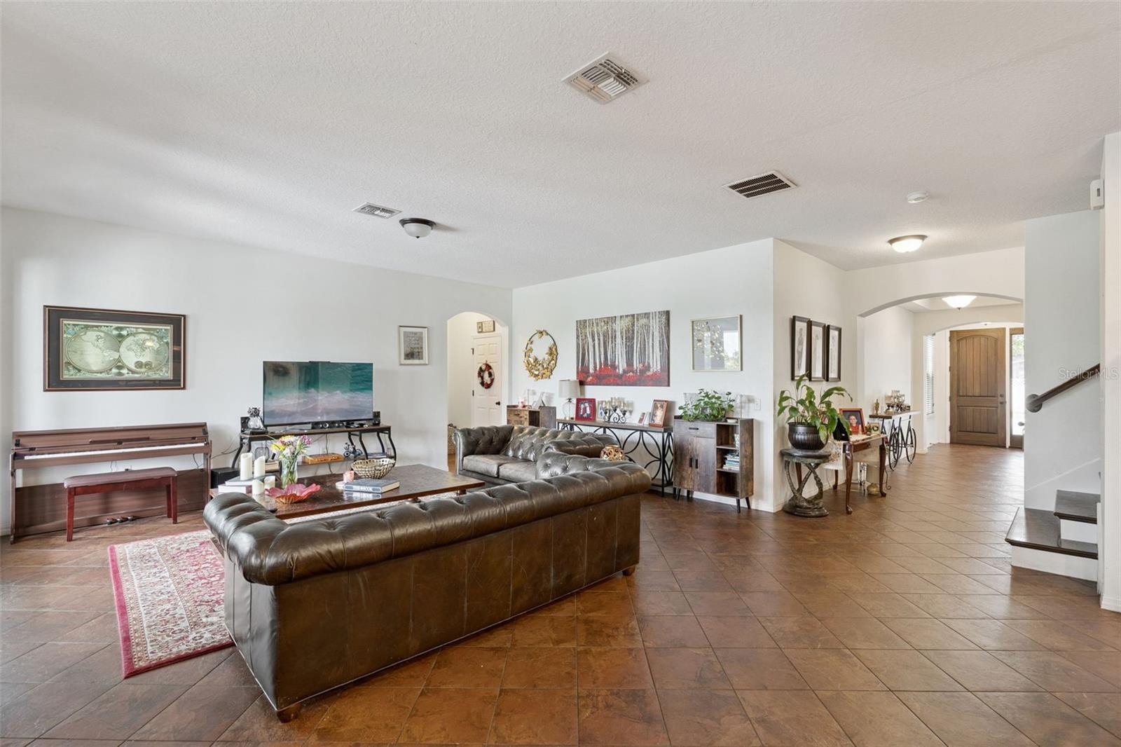 9189 BUSACO PARK WAY, Winter Garden, FL 34787
