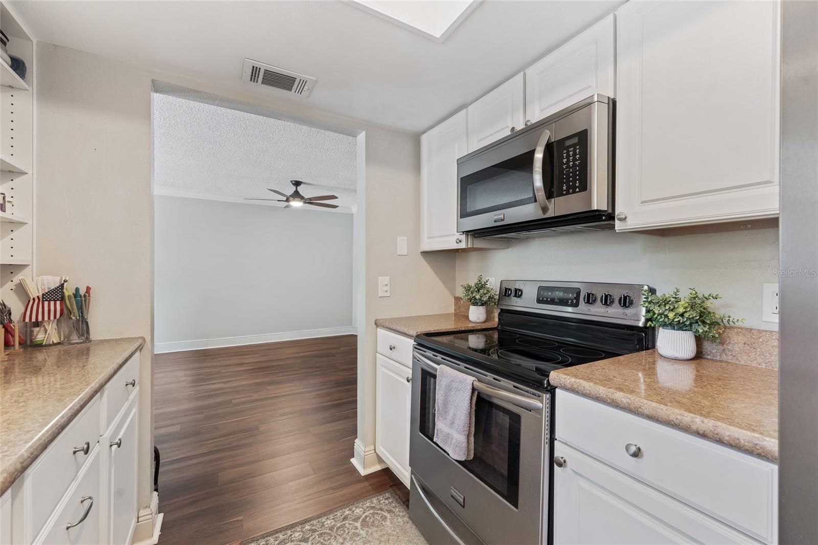 4310 LAKEWAY DRIVE, #12B, Orlando, FL 32839