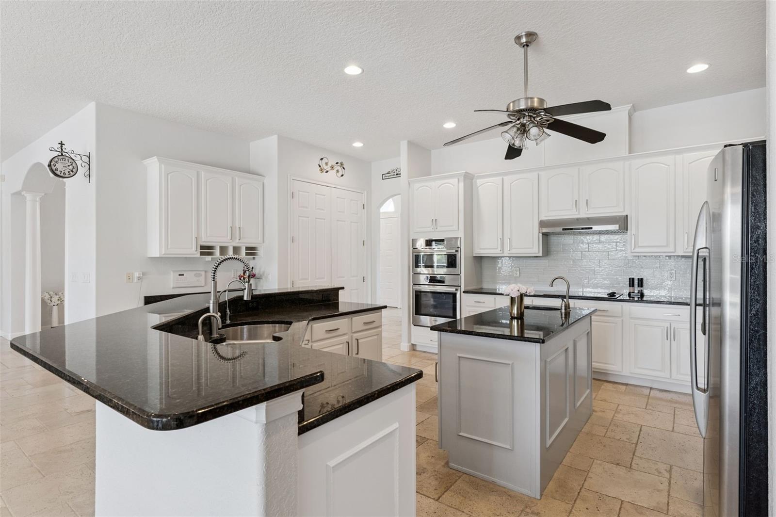 1700 LAKE ROBERTS COURT, Windermere, FL 34786