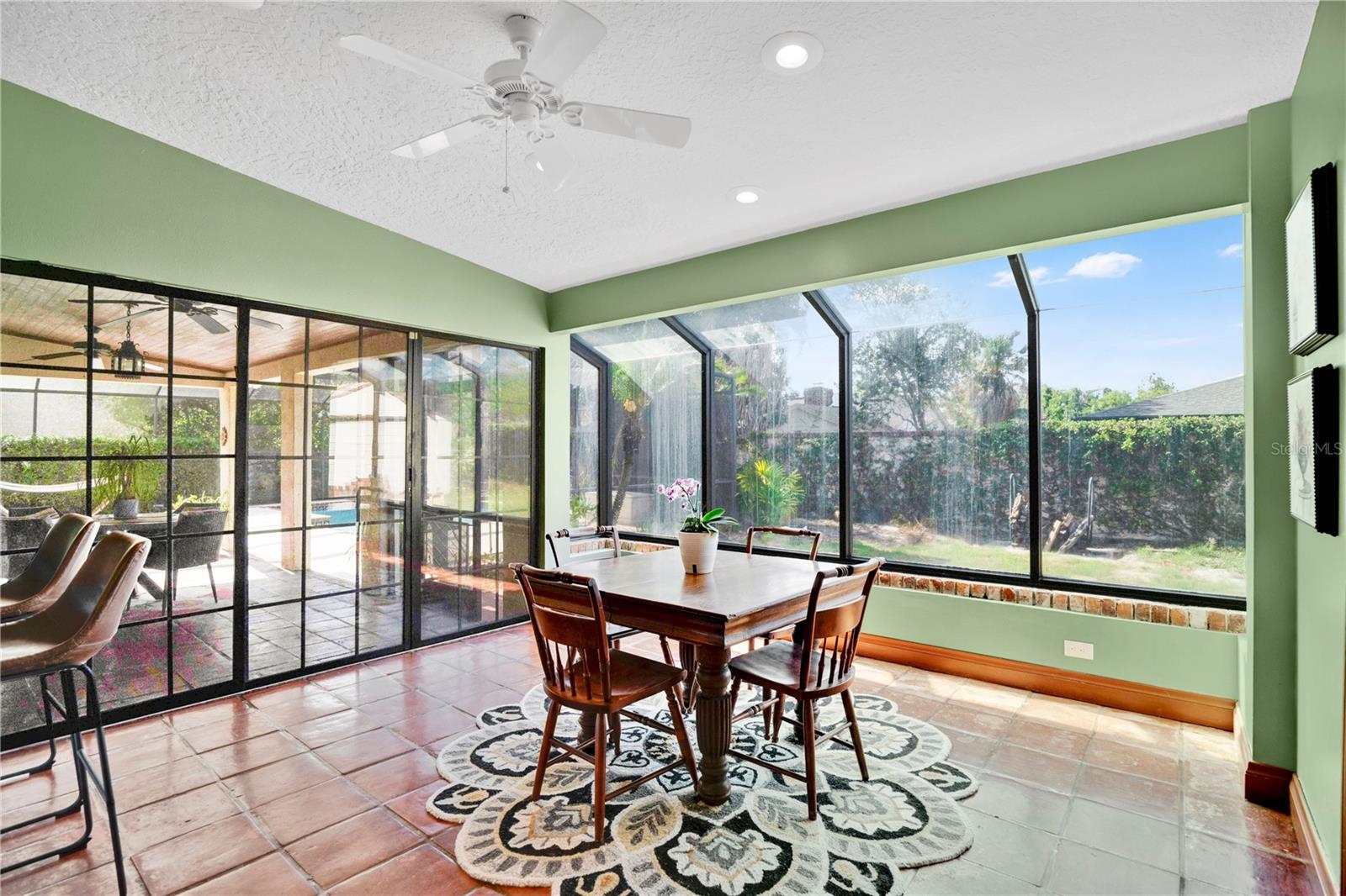 The kitchenette is perfect for everyday meals