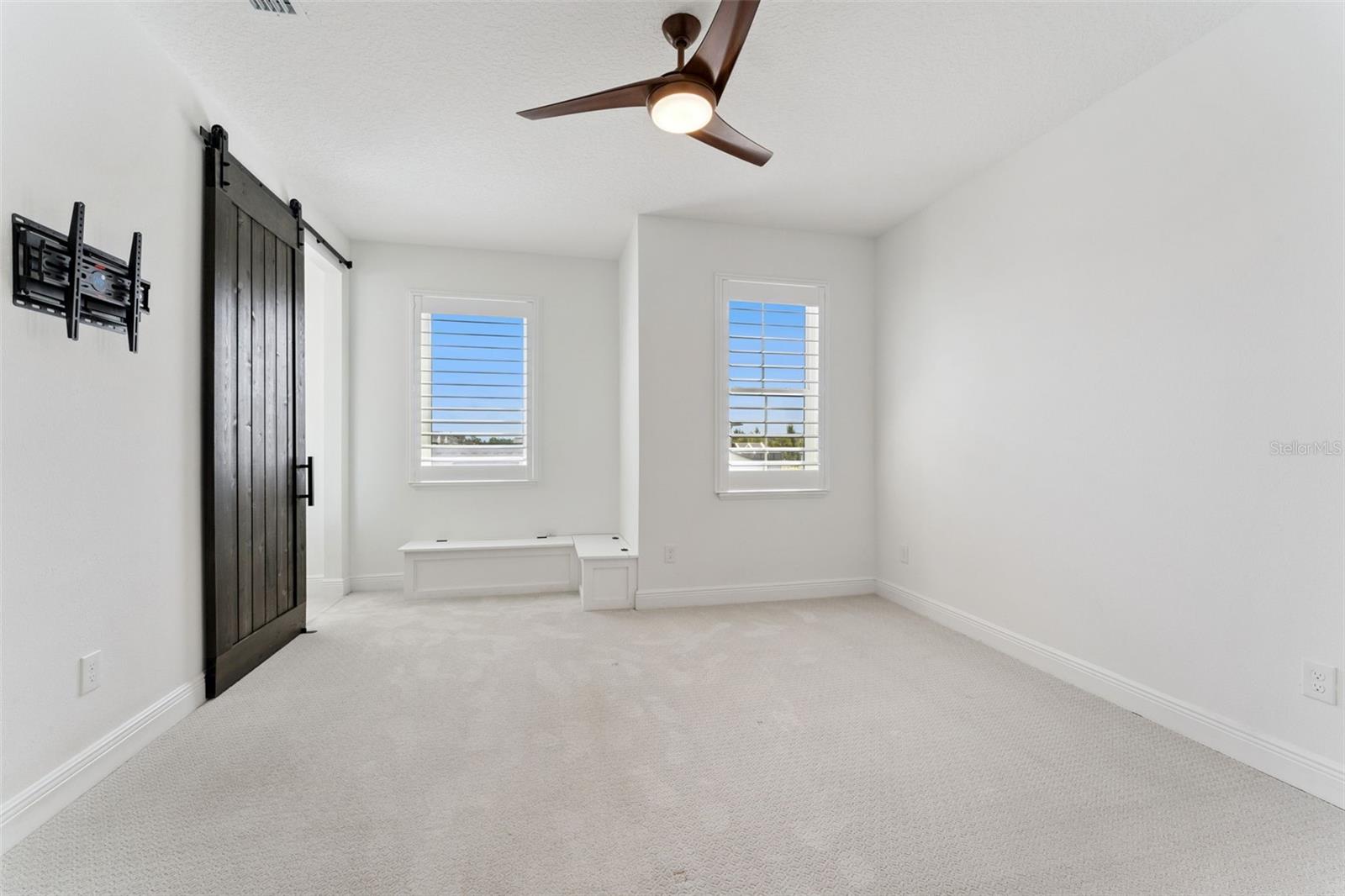 9652 ENGLISH LAUREL COURT, Orlando, FL 32827