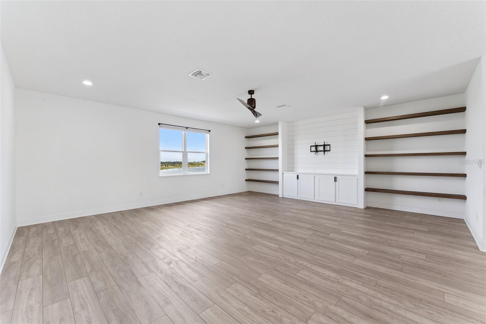 9652 ENGLISH LAUREL COURT, Orlando, FL 32827