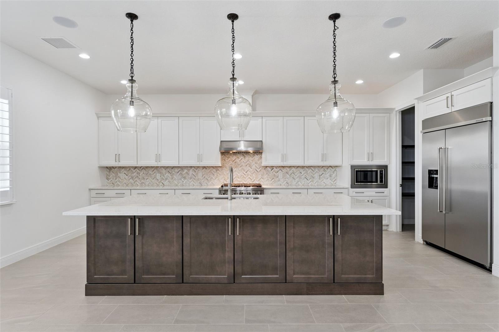 9652 ENGLISH LAUREL COURT, Orlando, FL 32827