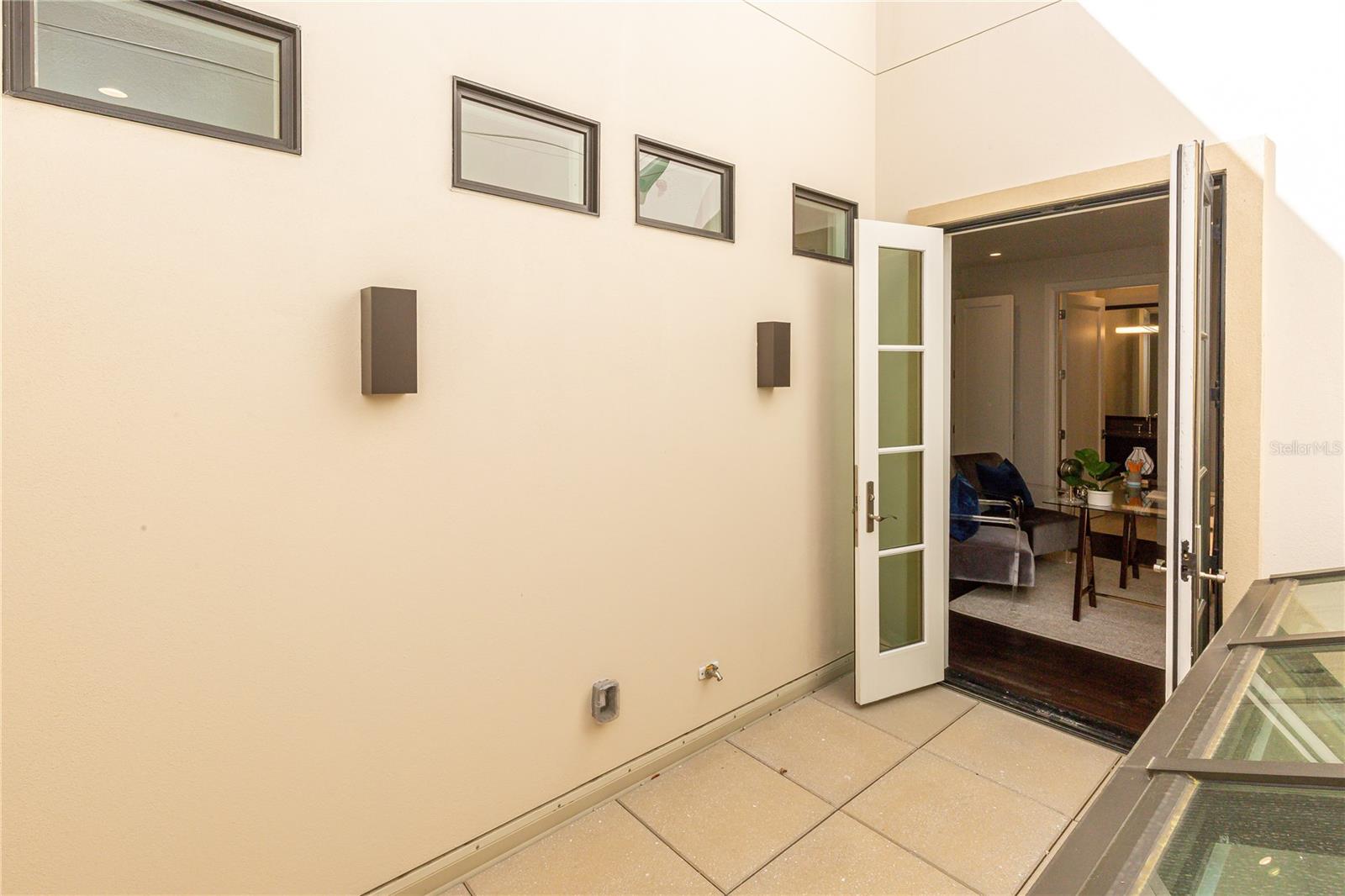 125 S INTERLACHEN AVENUE, #2, Winter Park, FL 32789