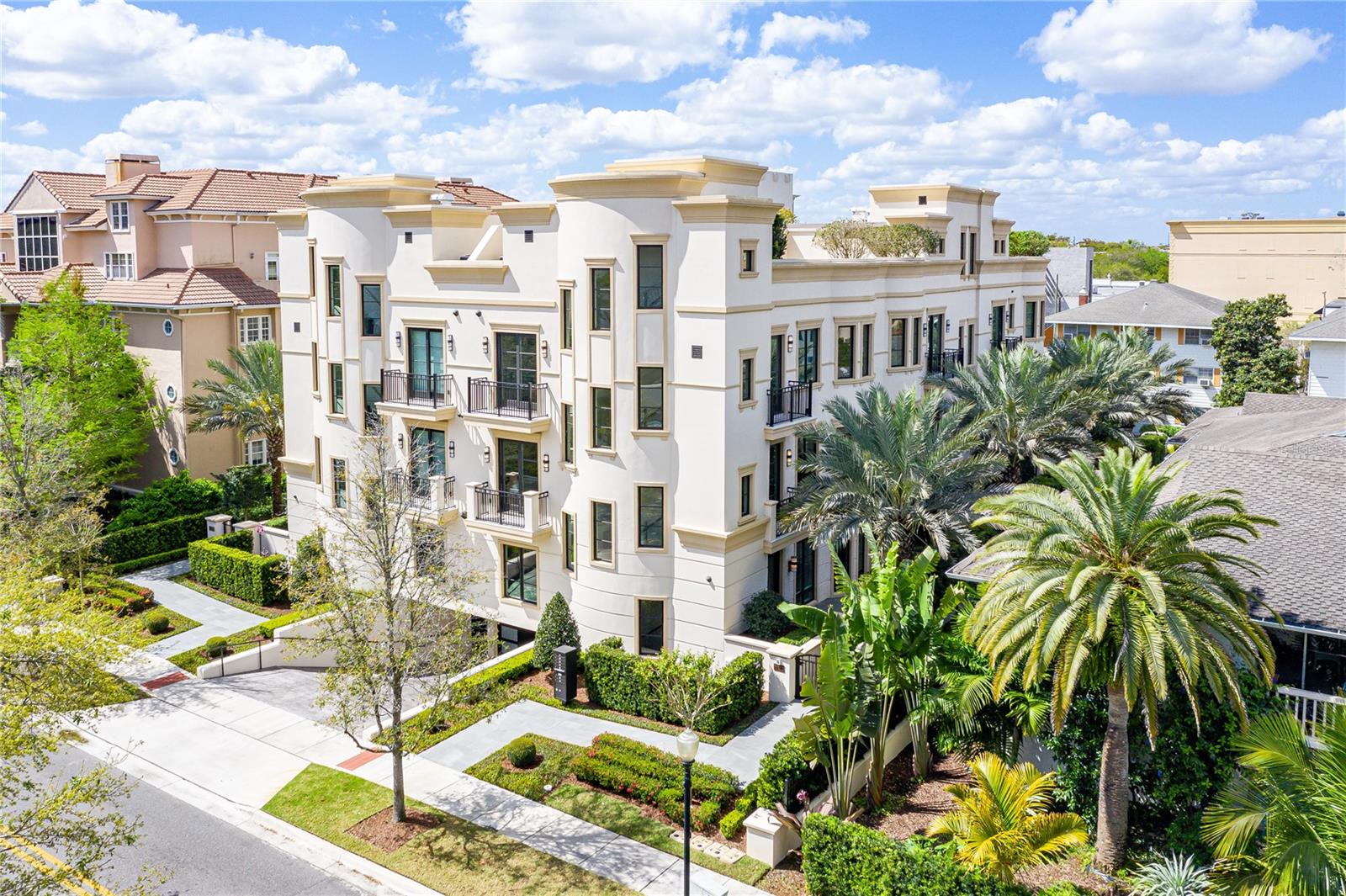 125 S INTERLACHEN AVENUE, #2, Winter Park, FL 32789