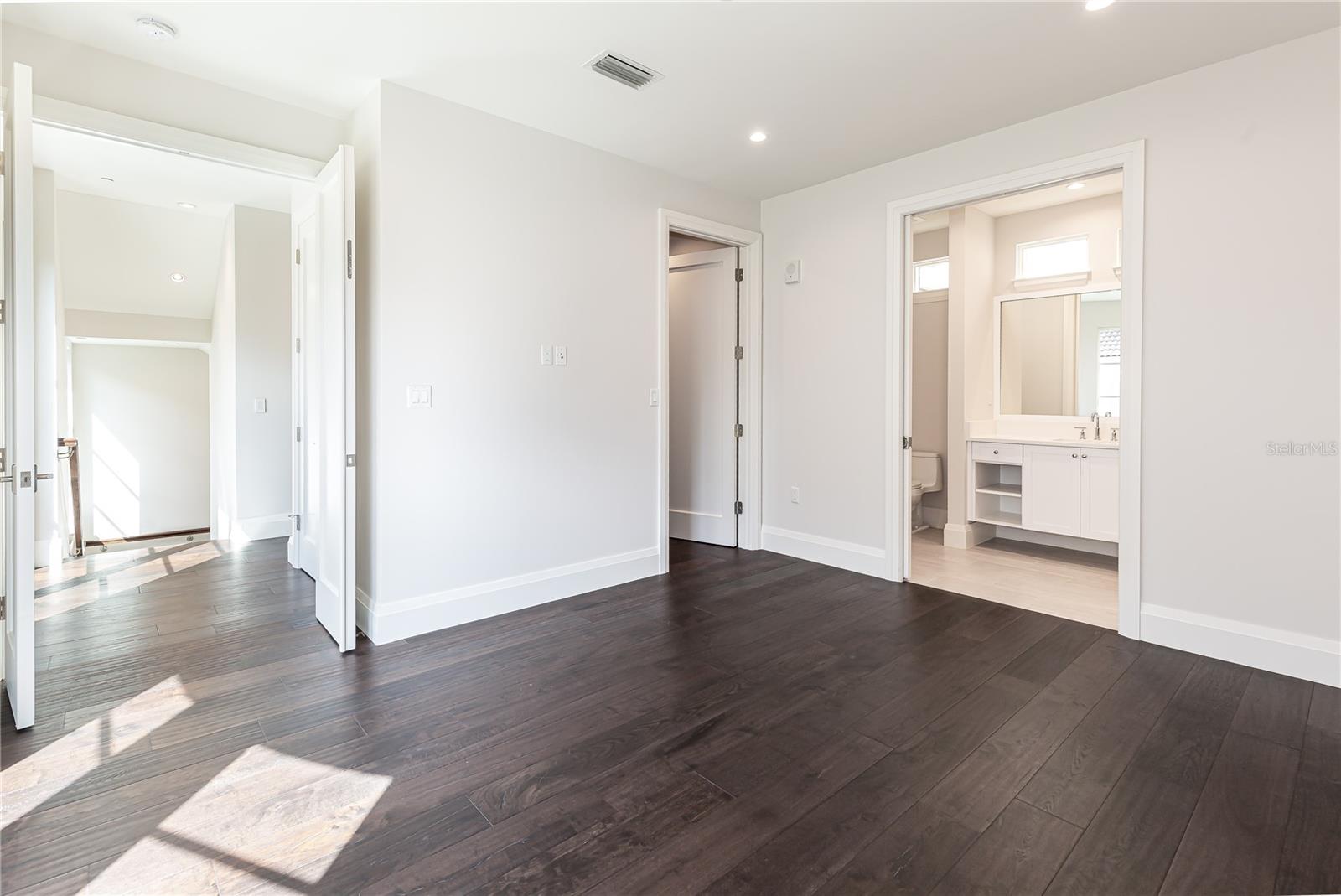 125 S INTERLACHEN AVENUE, #2, Winter Park, FL 32789