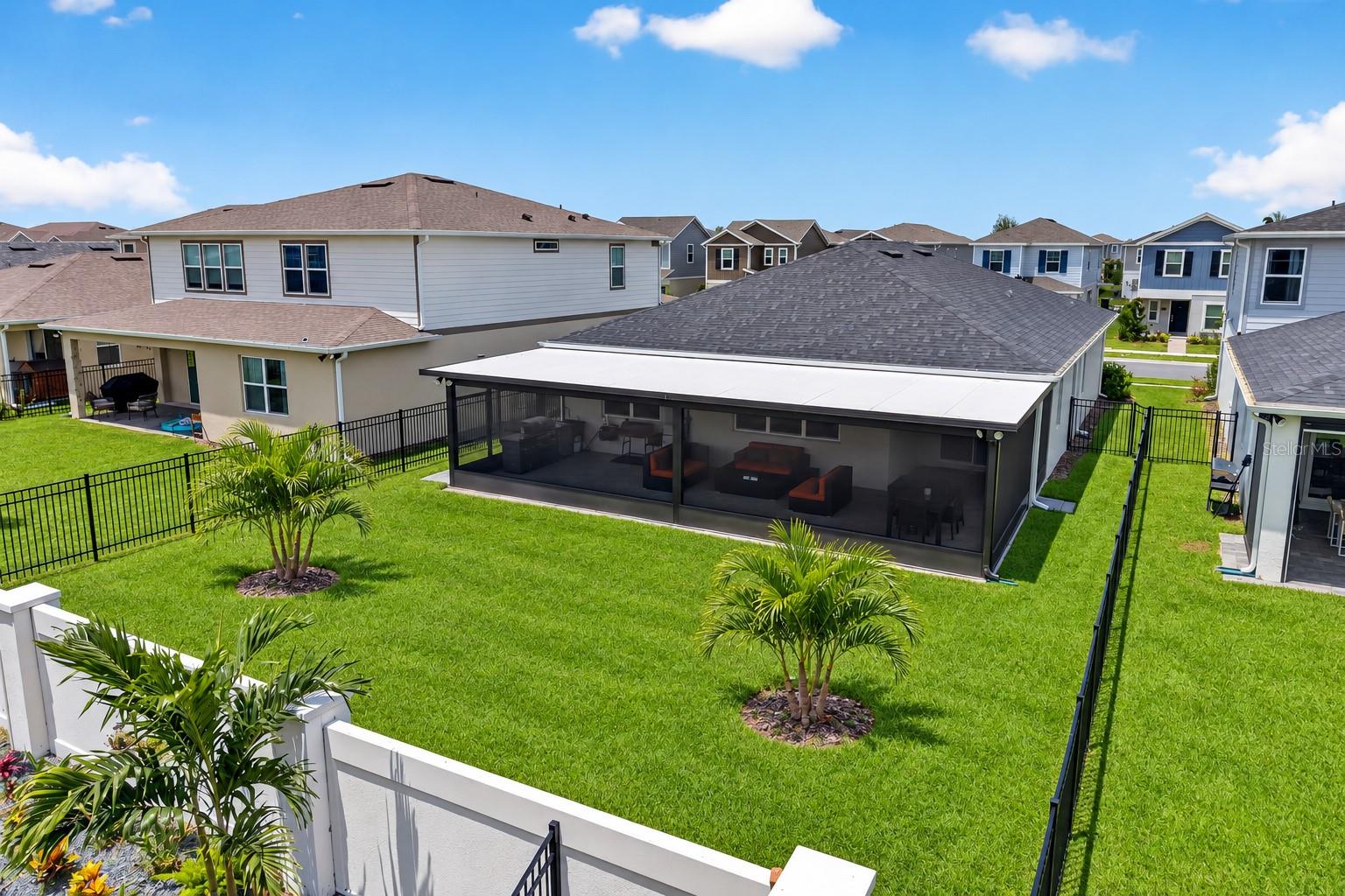 LARGE FENCED YARD