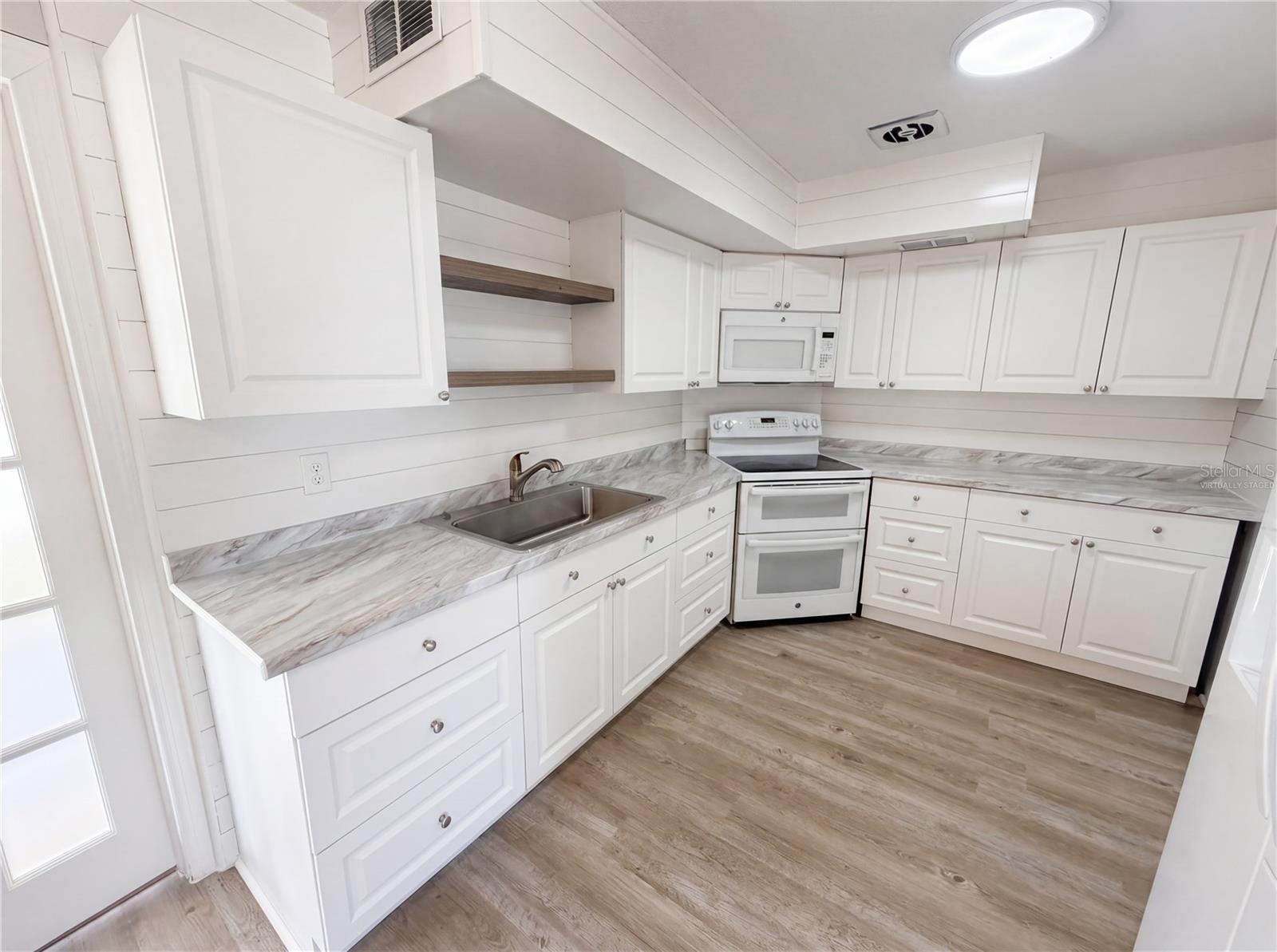 7328 TANGELO AVENUE, Port Richey, FL 34668 7328 TANGELO AVENUE, Port Richey, FL 34668