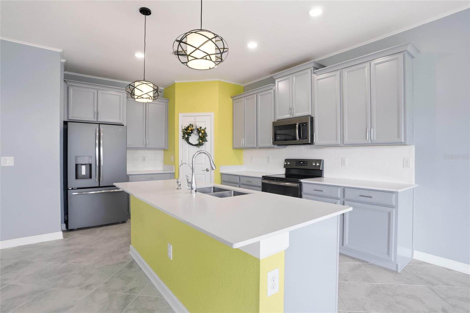 8700 PACIFIC DUNES DRIVE, Davenport, FL 33896