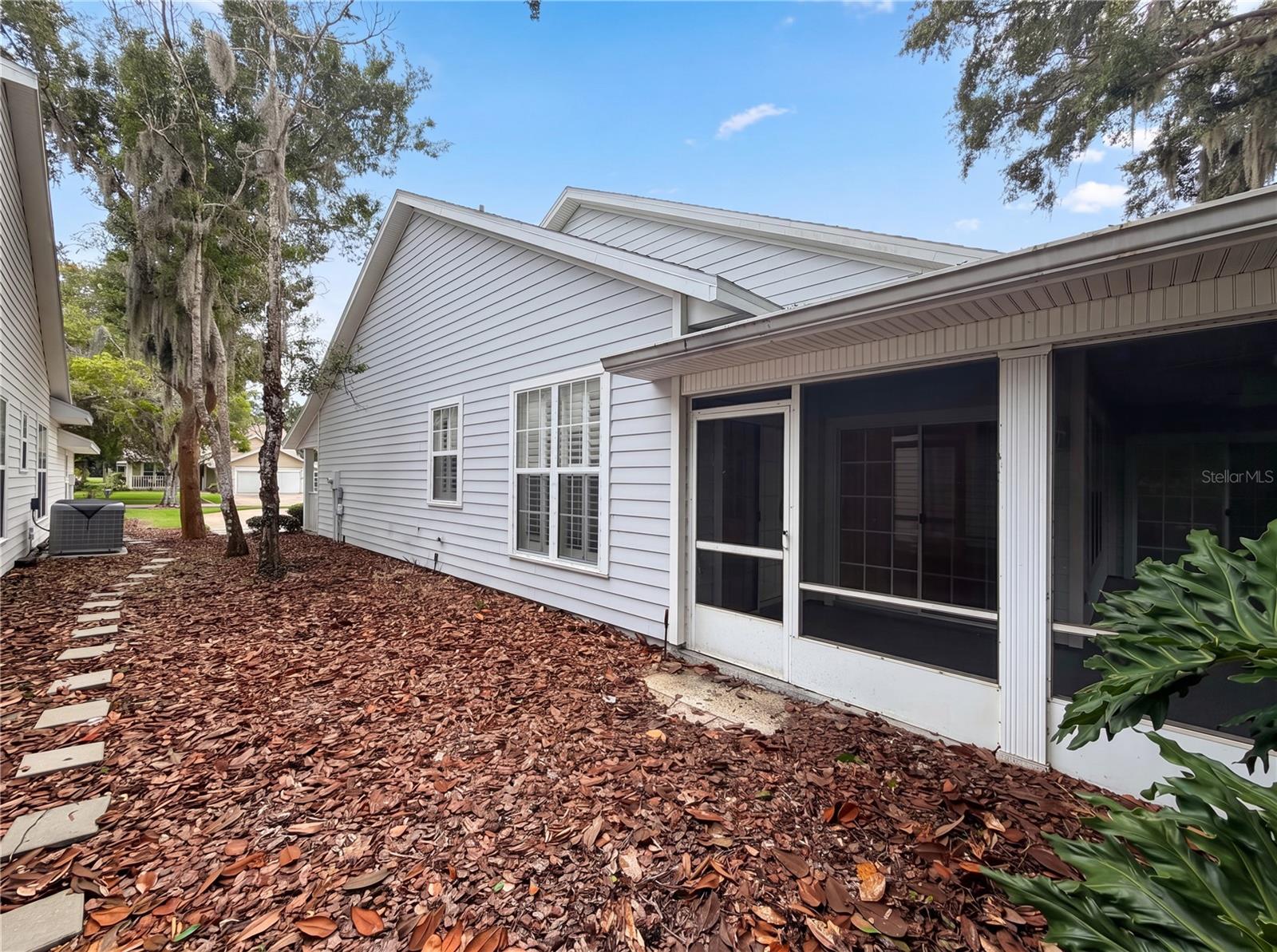 3319 NEWBLISS CIRCLE, Ormond Beach, FL 32174 3319 NEWBLISS CIRCLE, Ormond Beach, FL 32174
