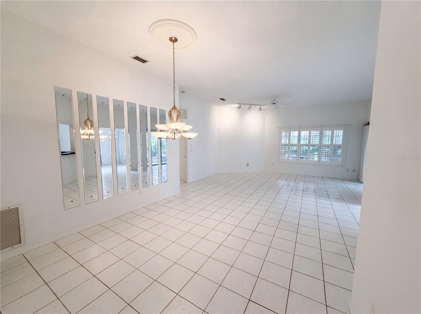 3319 NEWBLISS CIRCLE, Ormond Beach, FL 32174 3319 NEWBLISS CIRCLE, Ormond Beach, FL 32174