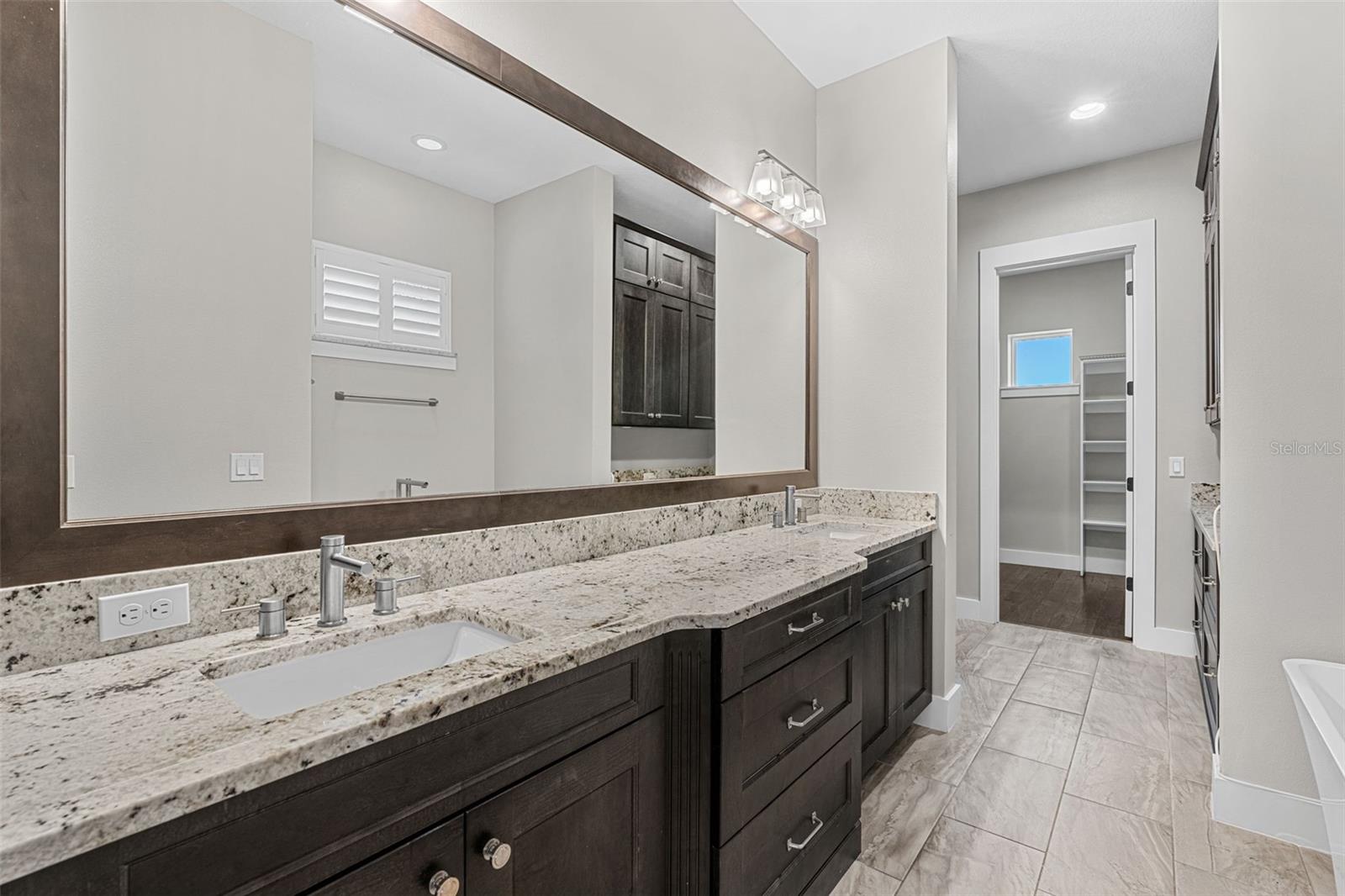 437 N CAPEN AVENUE, Winter Park, FL 32789