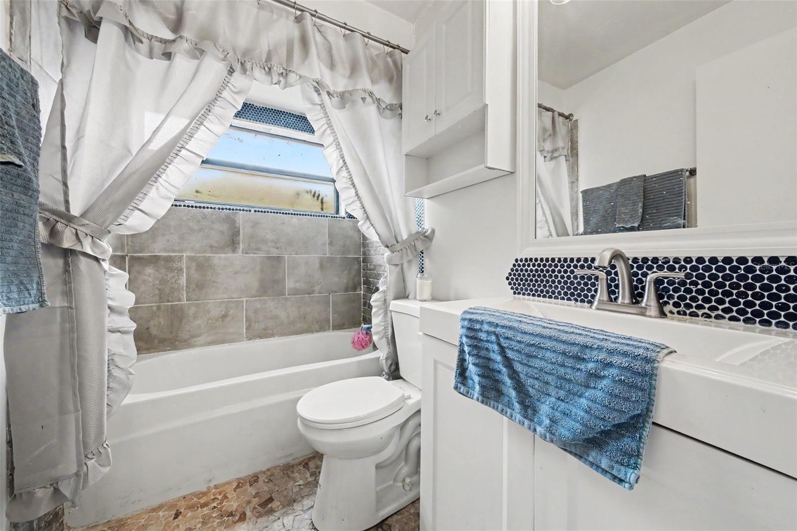 2008 HOUNDSLAKE DRIVE, Winter Park, FL 32792