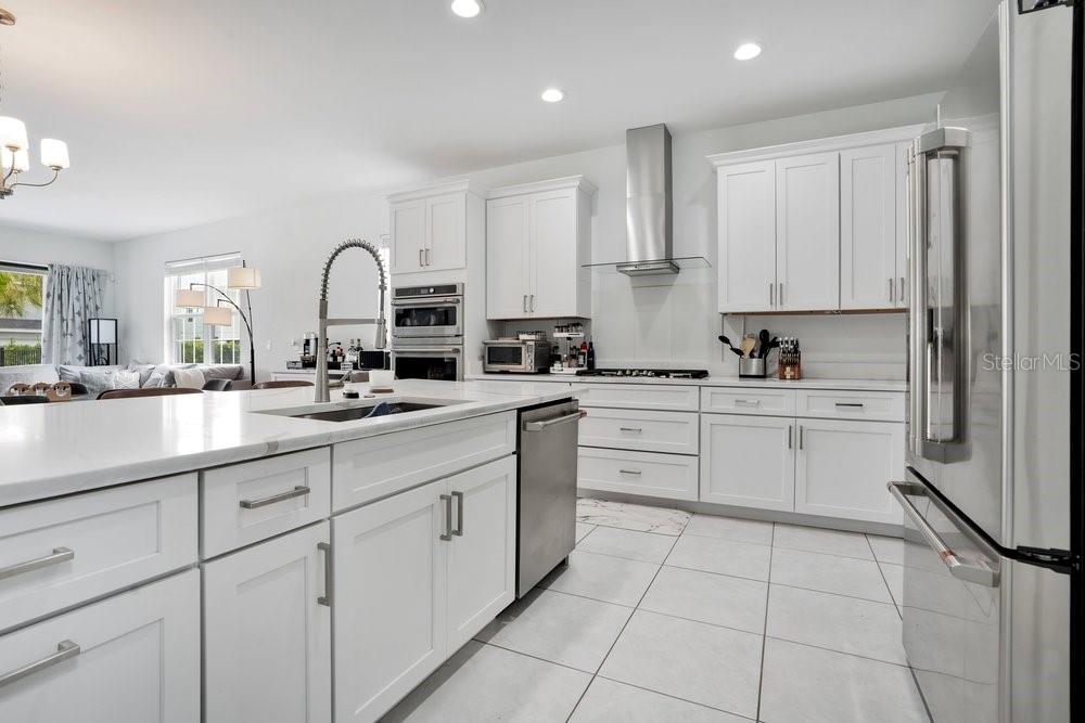 7417 SPARKLING COURT, Reunion, FL 34747