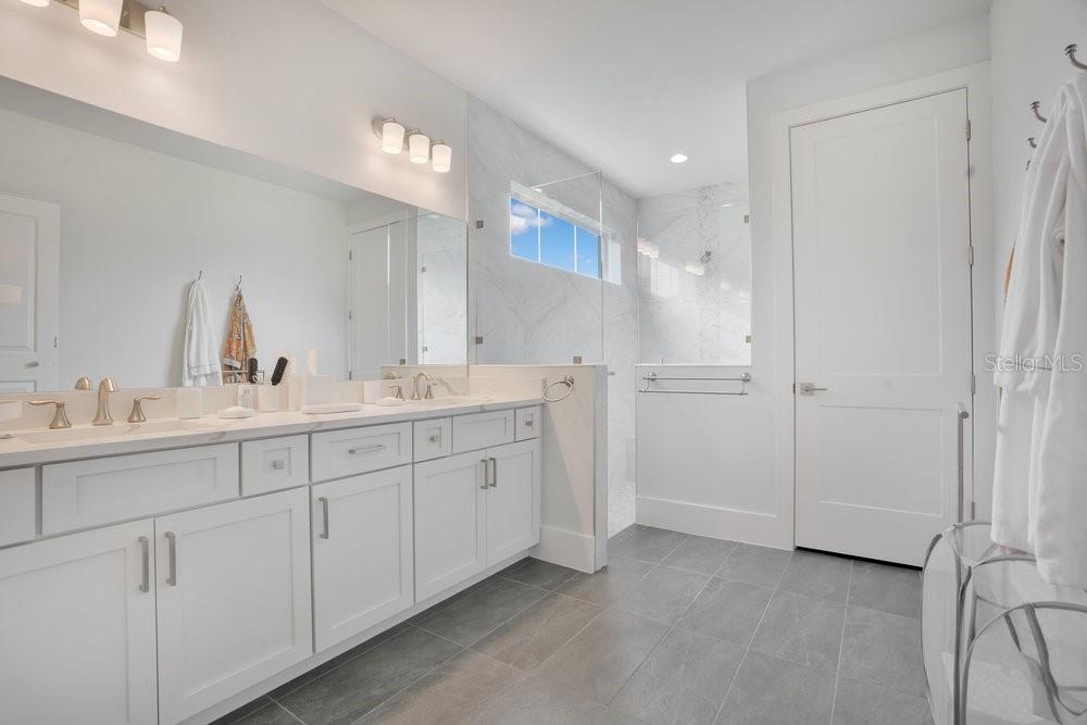 7417 SPARKLING COURT, Reunion, FL 34747