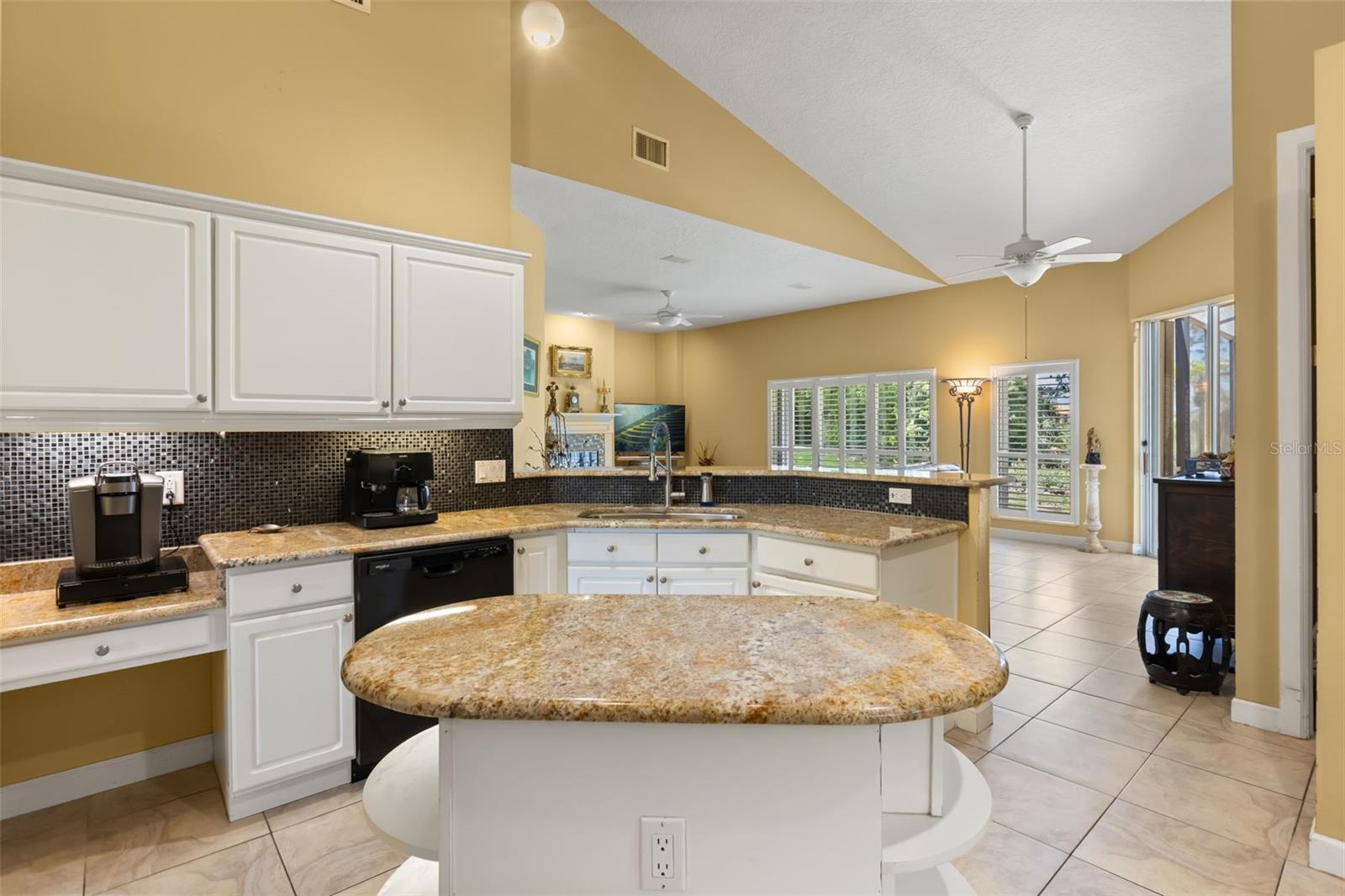 1521 EDGEWATER DRIVE, Mount Dora, FL 32757