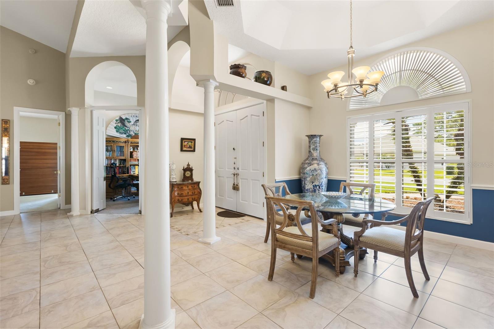 1521 EDGEWATER DRIVE, Mount Dora, FL 32757