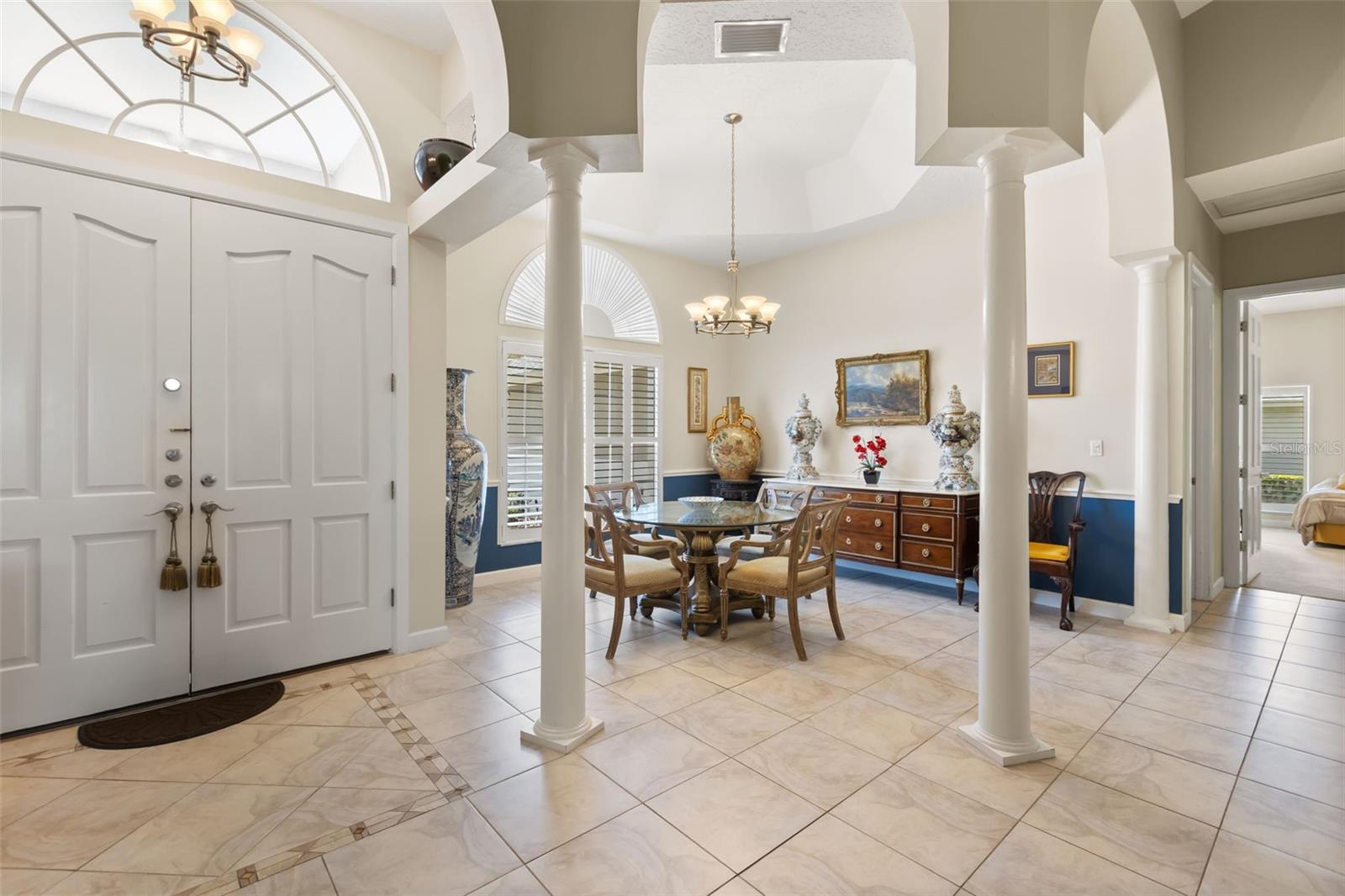 1521 EDGEWATER DRIVE, Mount Dora, FL 32757