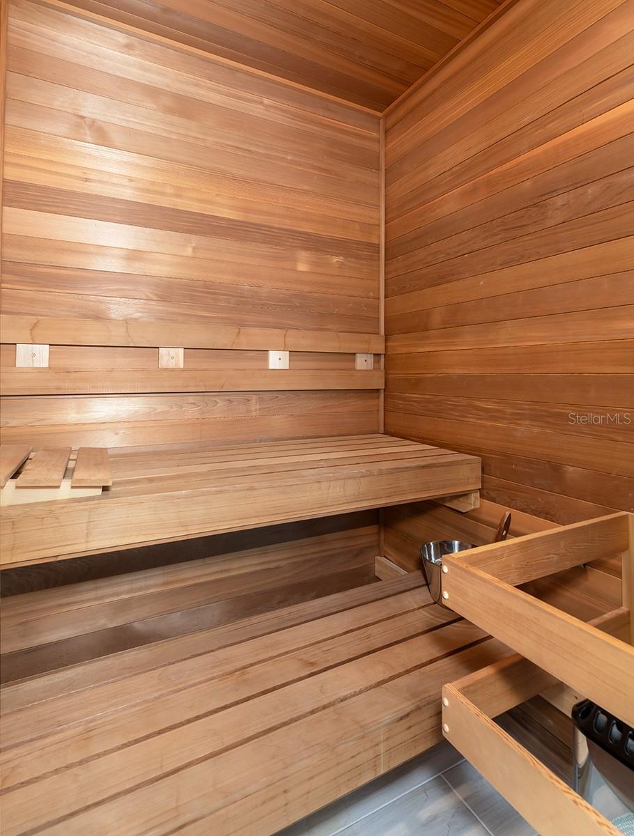 Sauna (Upstairs)