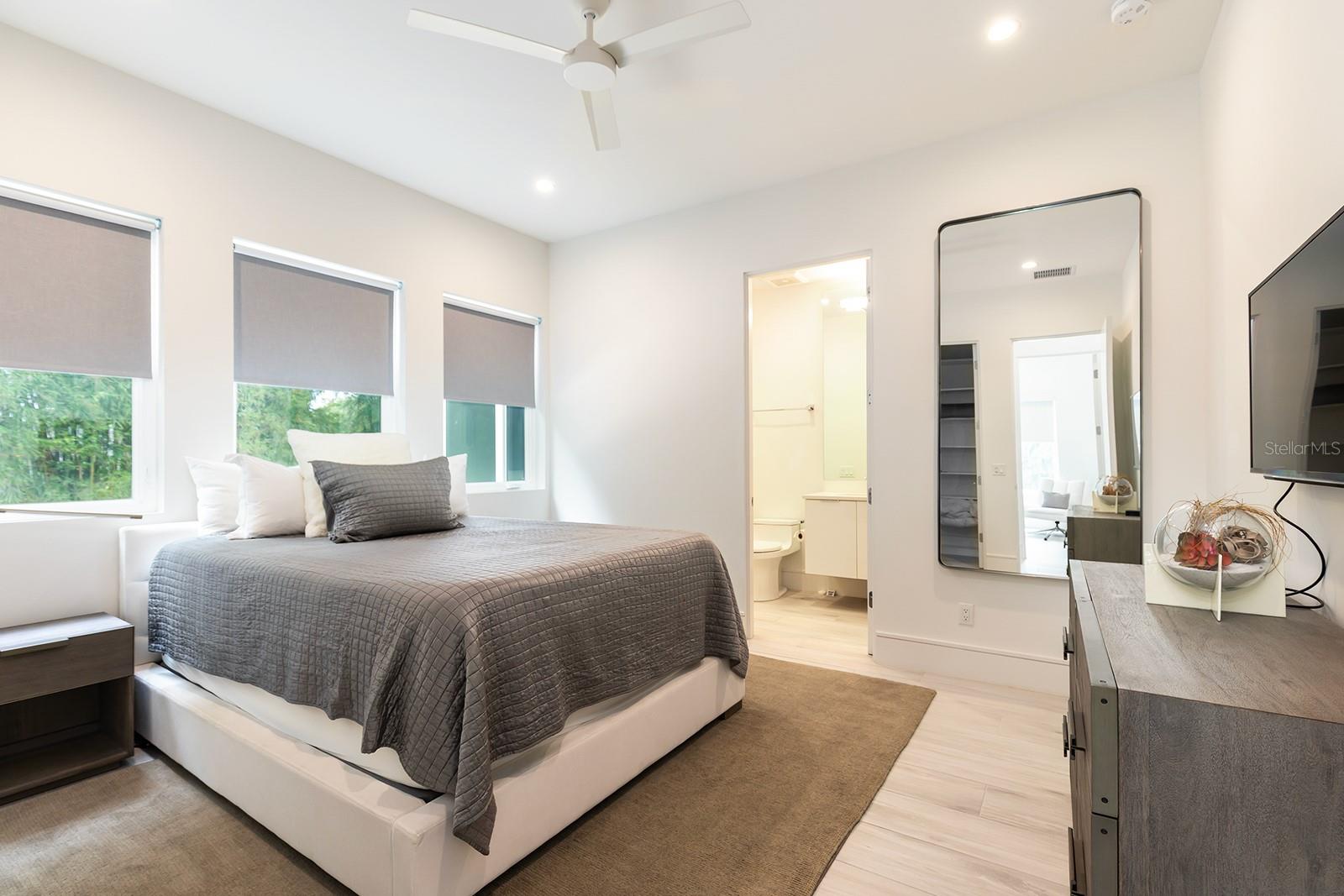 Bedroom 3 (Downstairs Ensuite)