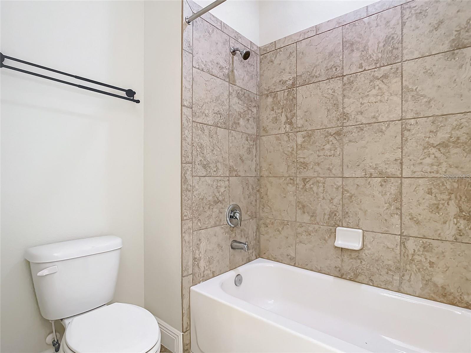 421 MEADOWRIDGE COVE, Longwood, FL 32750