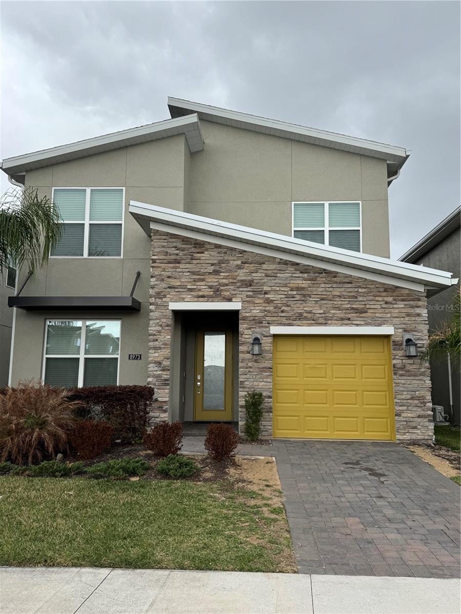 8973 PLAY THROUGH DRIVE, Davenport, FL 33896