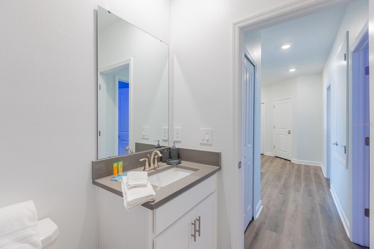 8973 PLAY THROUGH DRIVE, Davenport, FL 33896