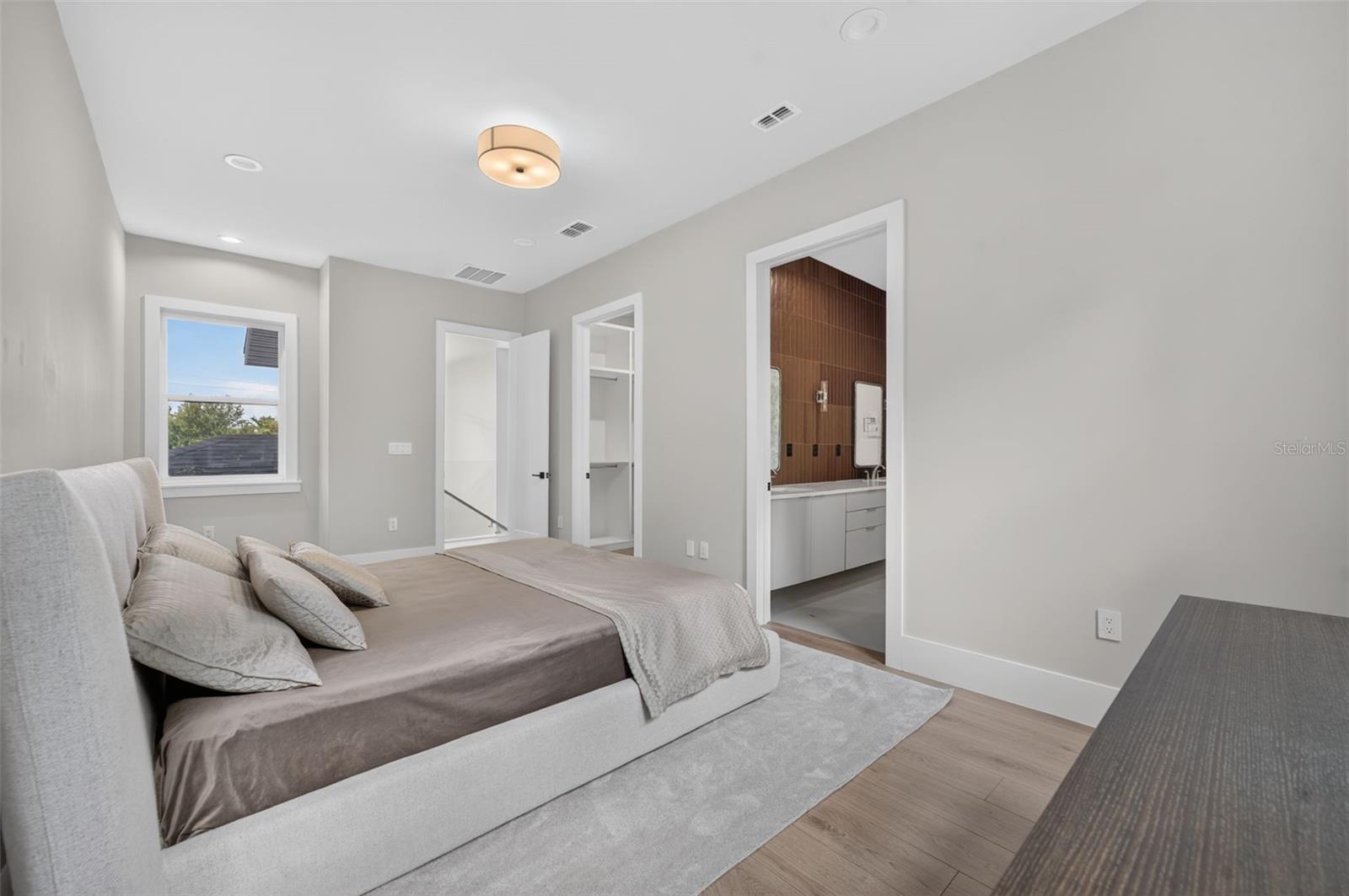 240 N PHELPS AVENUE, Winter Park, FL 32789