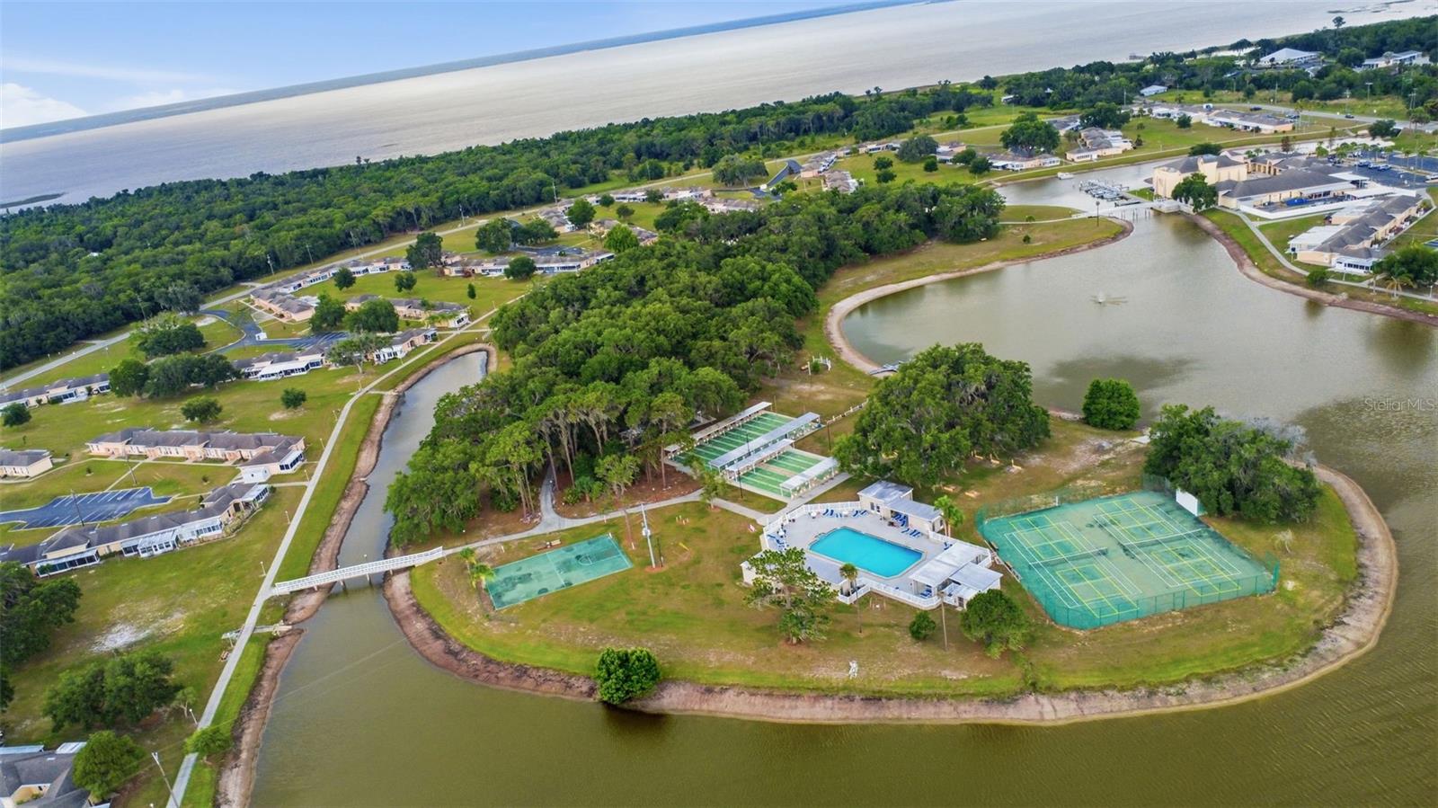 2629 CLUB CIRCLE, #2629, Lake Wales, FL 33898