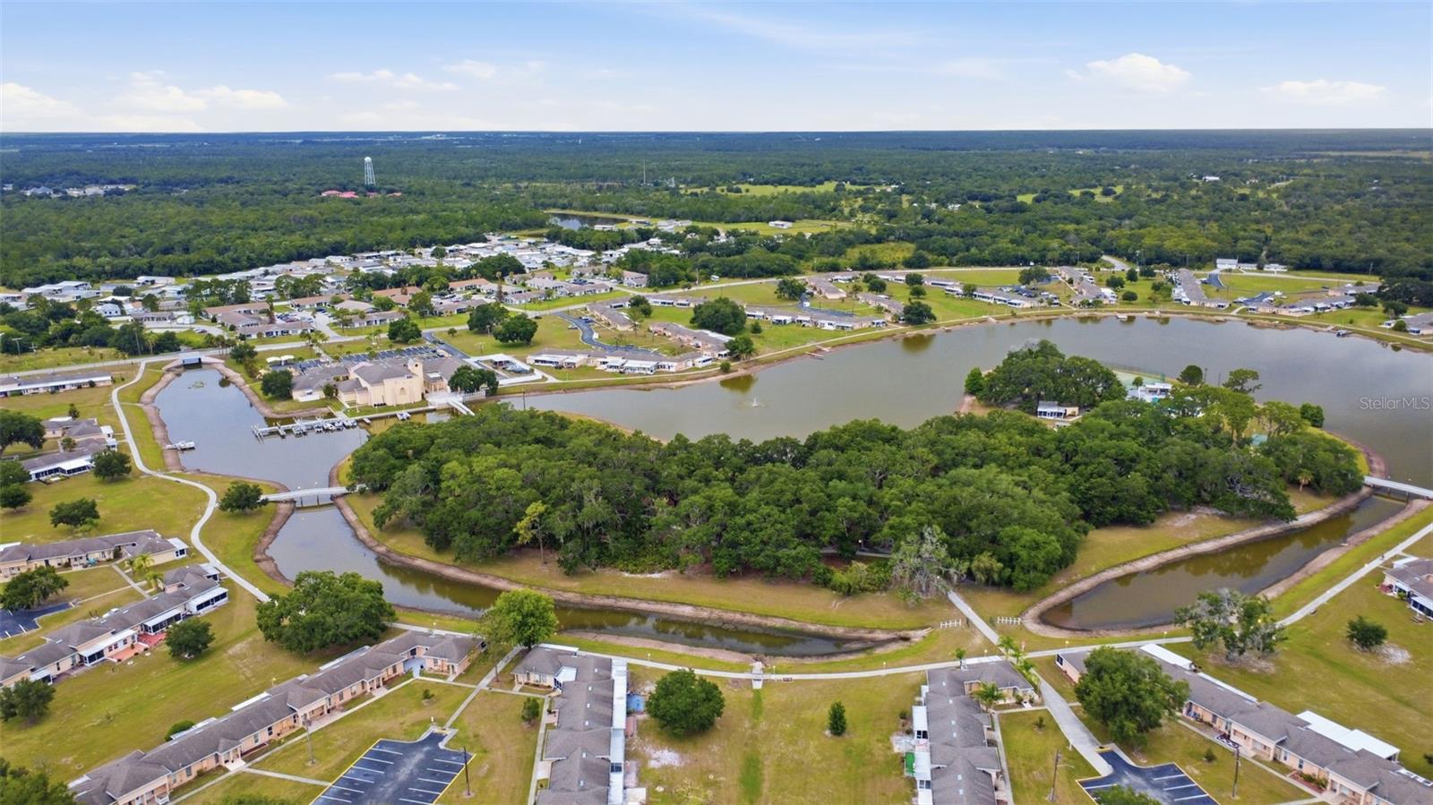 2607 CLUB CIRCLE, #2607, Lake Wales, FL 33898