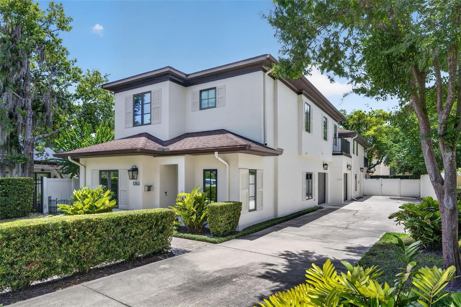 Welcome to 1265 Arlington Place Welcome to 1265 Arlington Place
