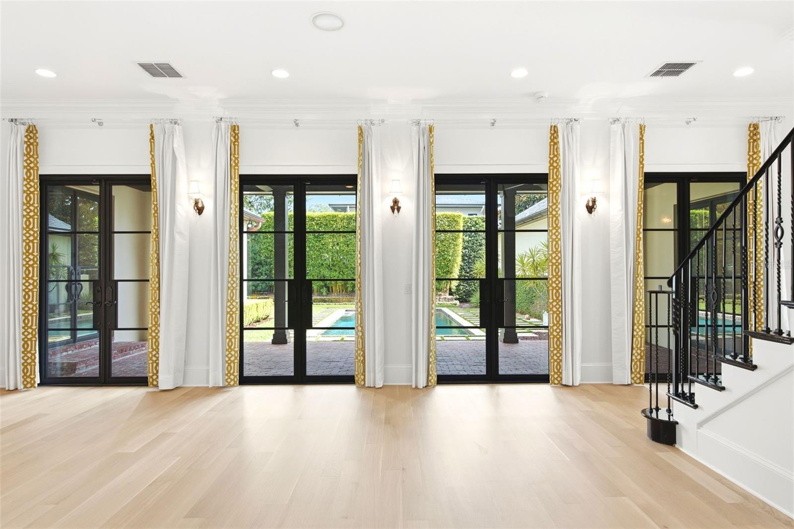 living rm overlooking pool
