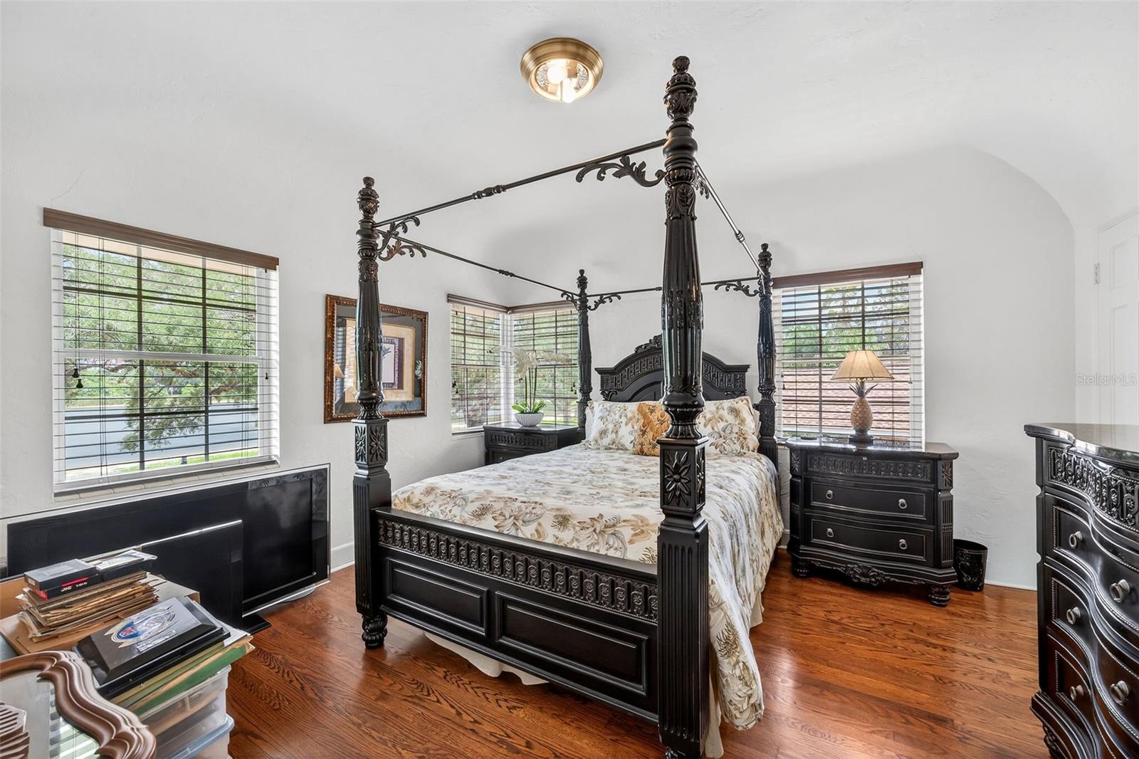 830 LAKE DAVIS DRIVE, Orlando, FL 32806