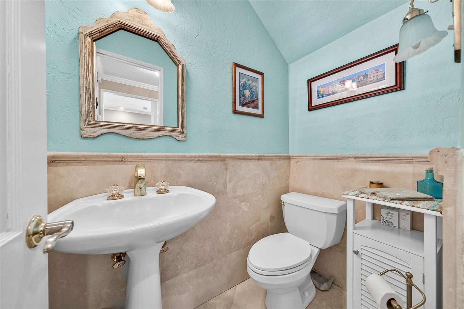 830 LAKE DAVIS DRIVE, Orlando, FL 32806
