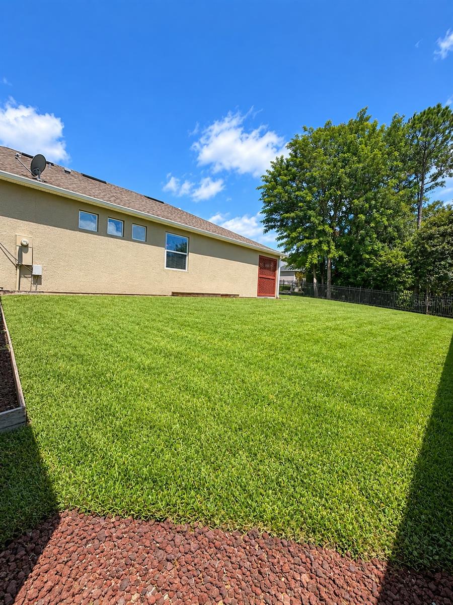2379 PICKFORD CIRCLE, Apopka, FL 32703