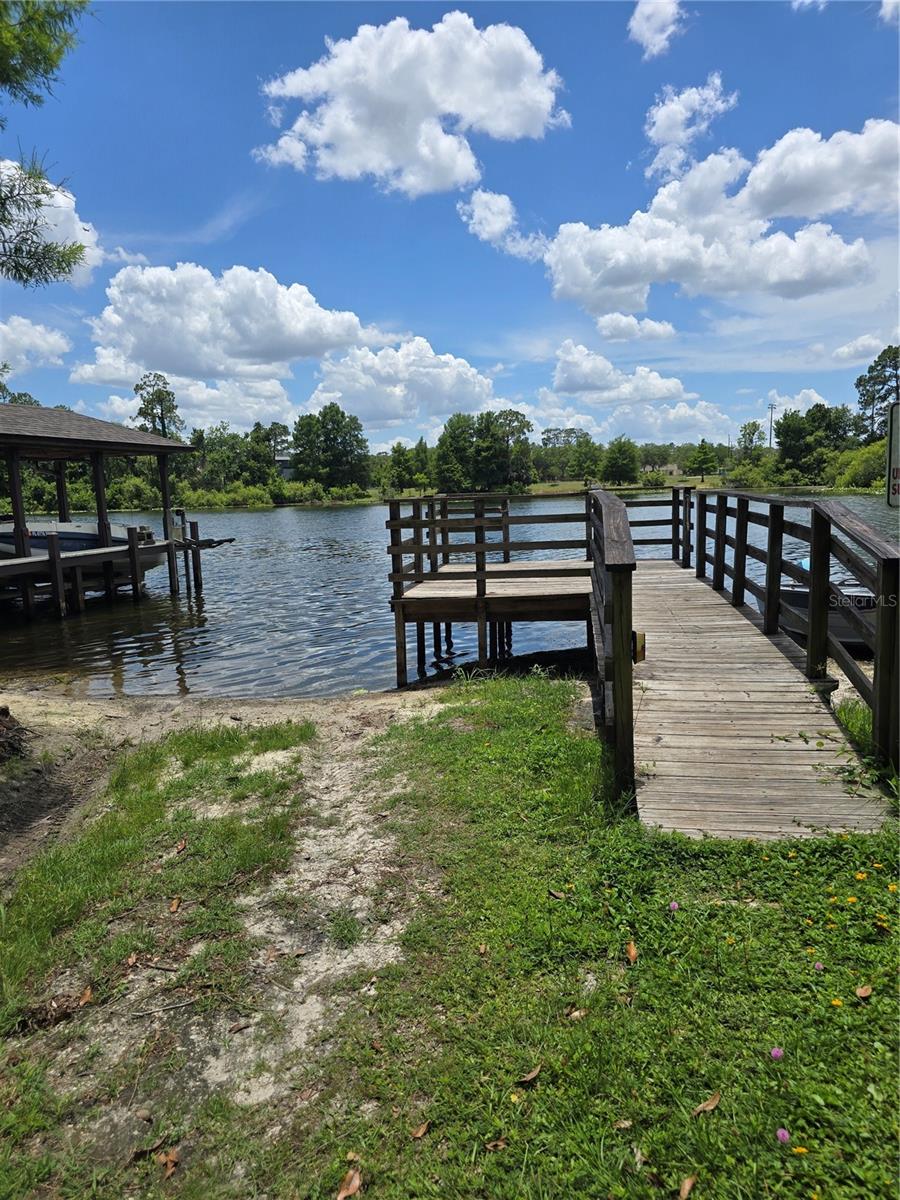 Lake Dock / Boat access