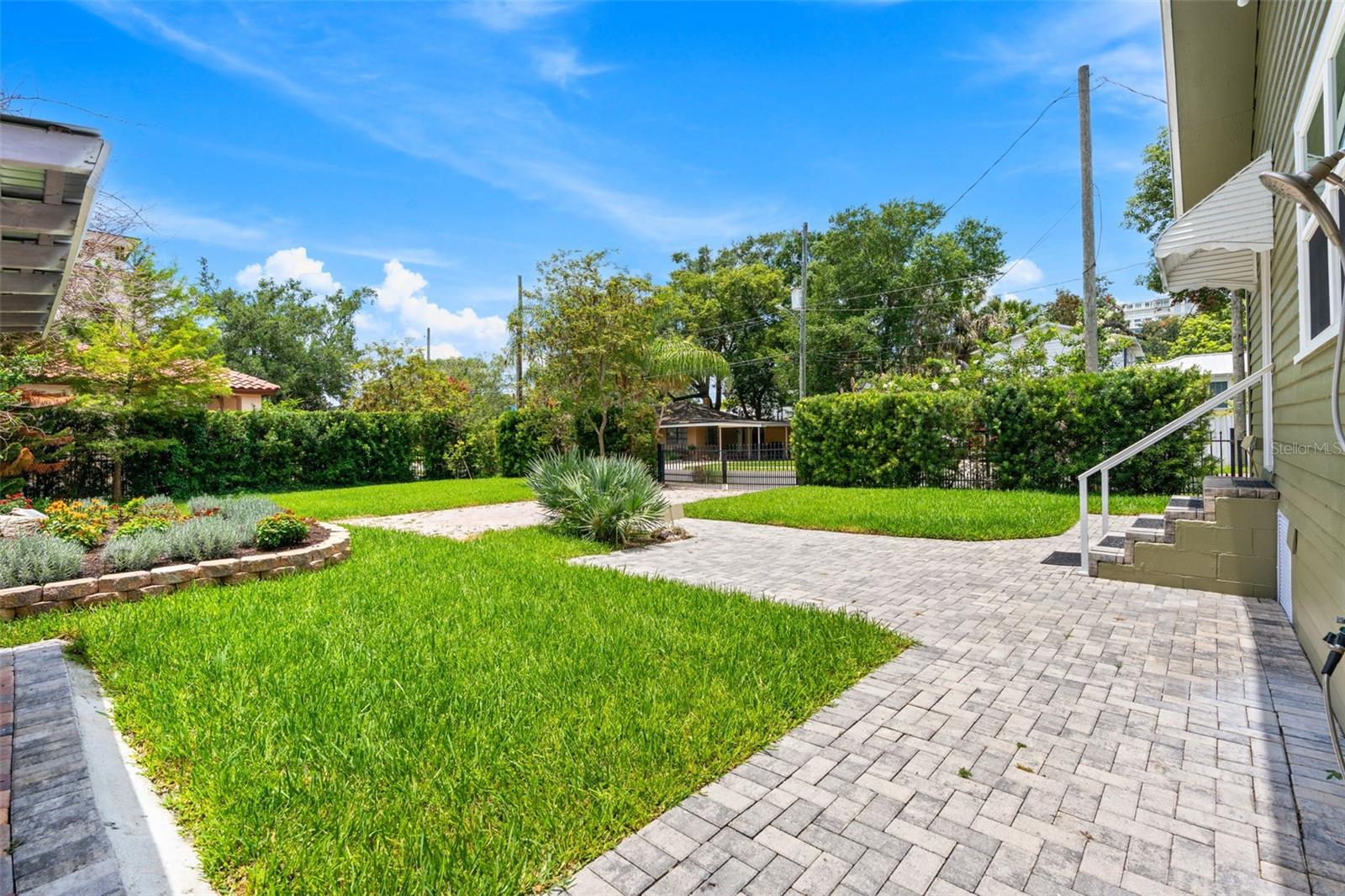 900 E PINE STREET, Orlando, FL 32801