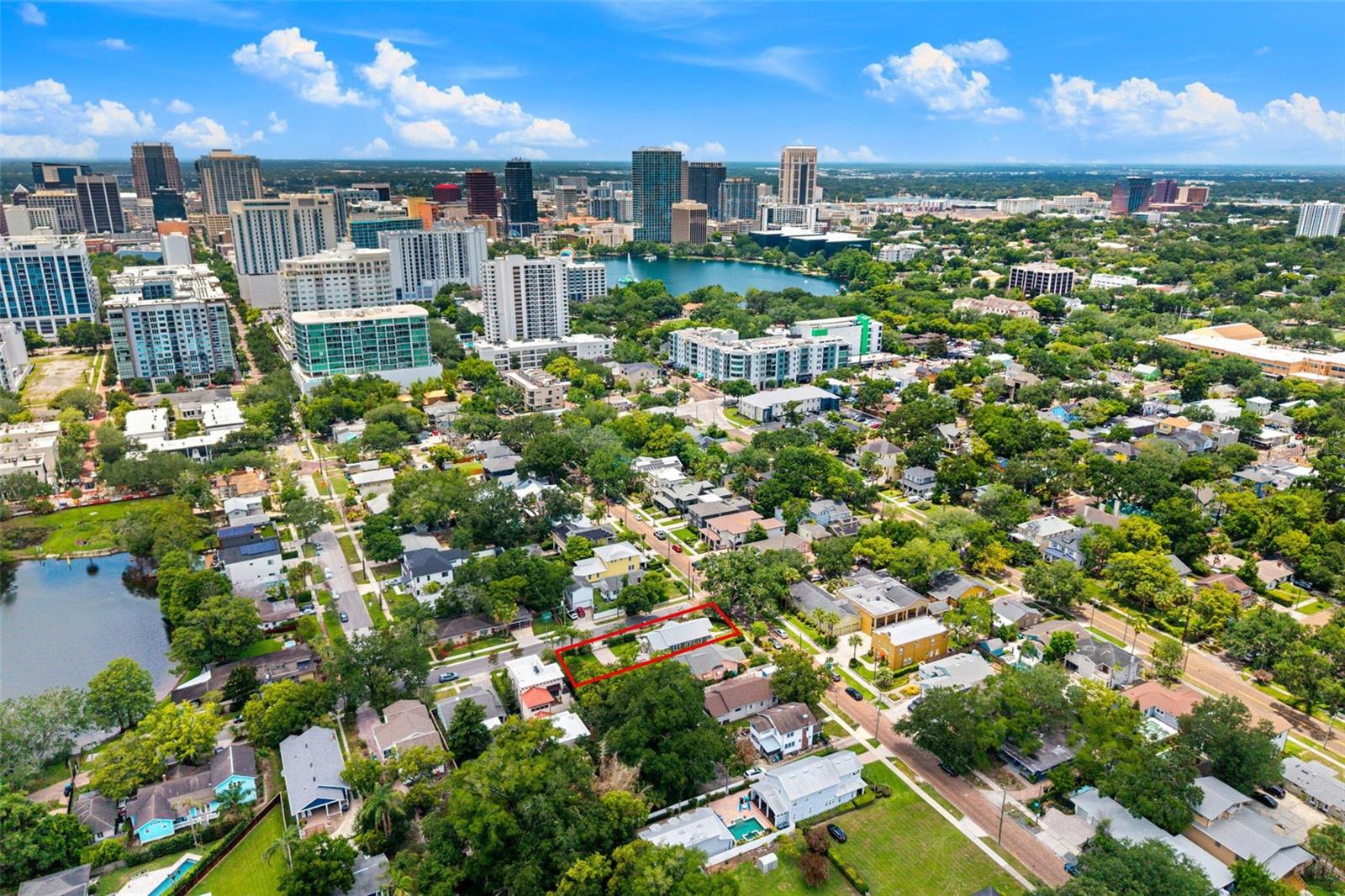 900 E PINE STREET, Orlando, FL 32801