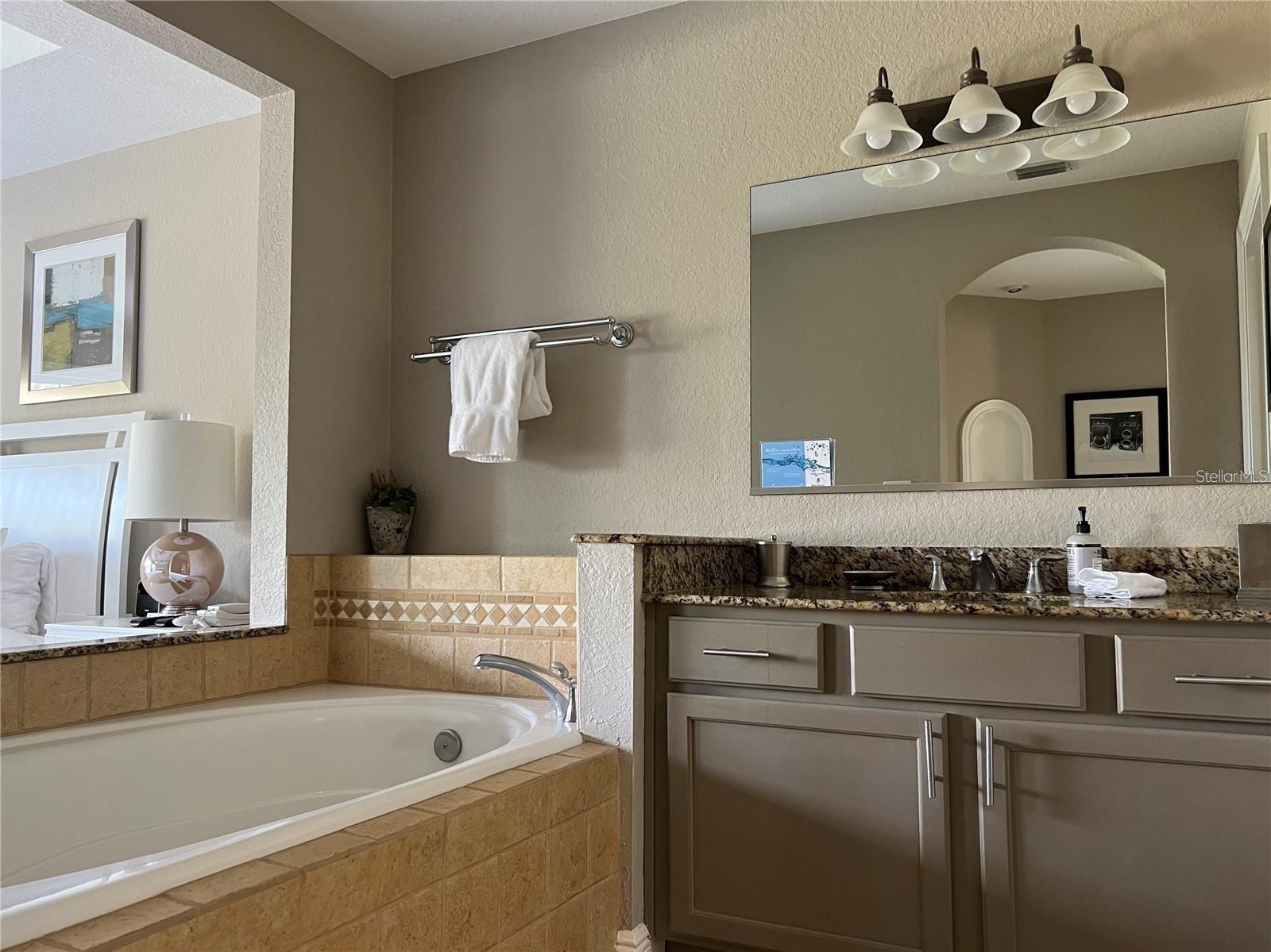 1301 SEVEN EAGLES COURT, #1301, Reunion, FL 34747