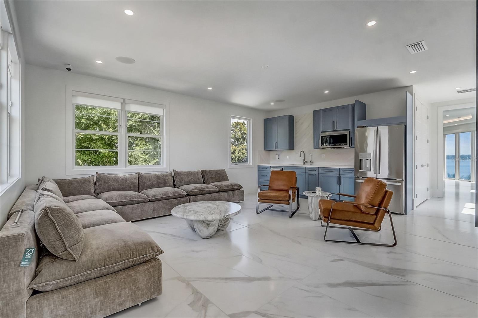 9940 LONE TREE LANE, Orlando, FL 32836