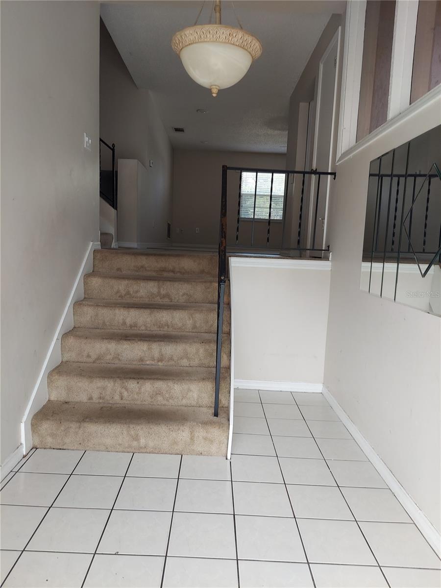 8139 LAUREL TREE DRIVE, Orlando, FL 32819 8139 LAUREL TREE DRIVE, Orlando, FL 32819
