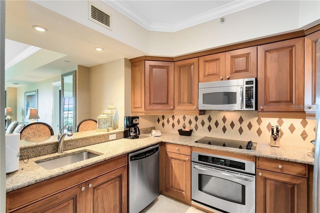 7593 GATHERING DRIVE, #511, Reunion, FL 34747