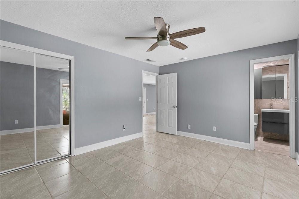 2619 W PONKAN ROAD, Apopka, FL 32712