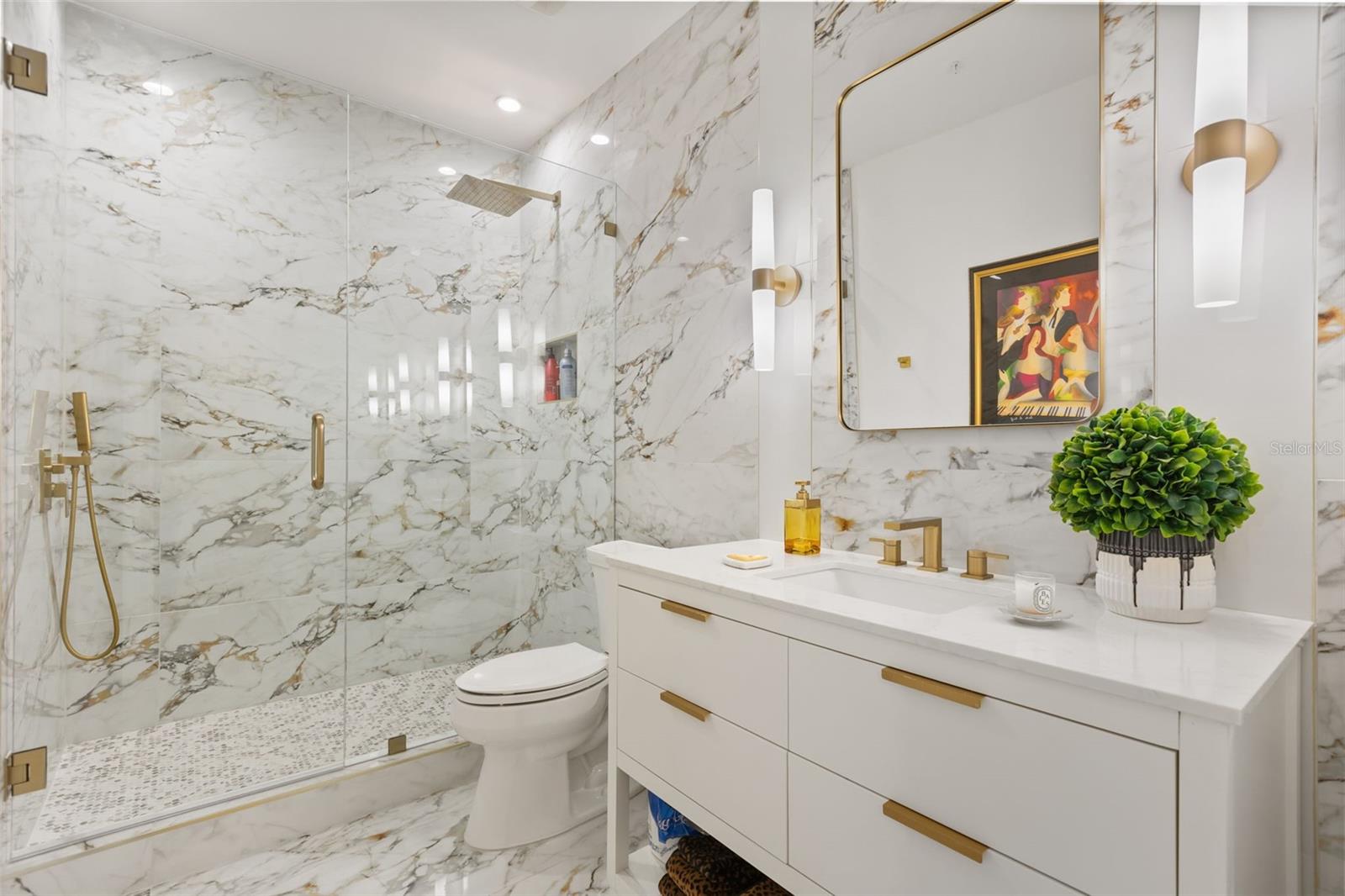 Bathroom 4