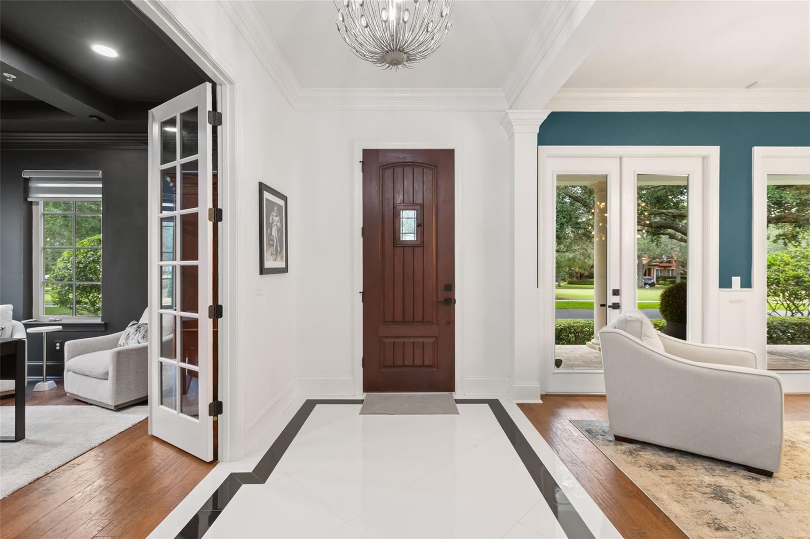 Foyer Foyer